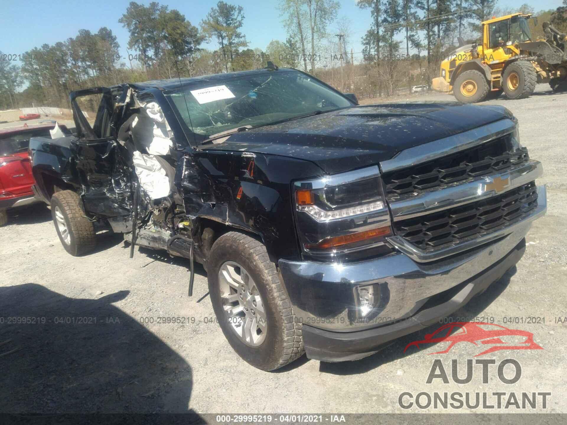 CHEVROLET SILVERADO 1500 2018 - 1GCRCREC5JZ343311