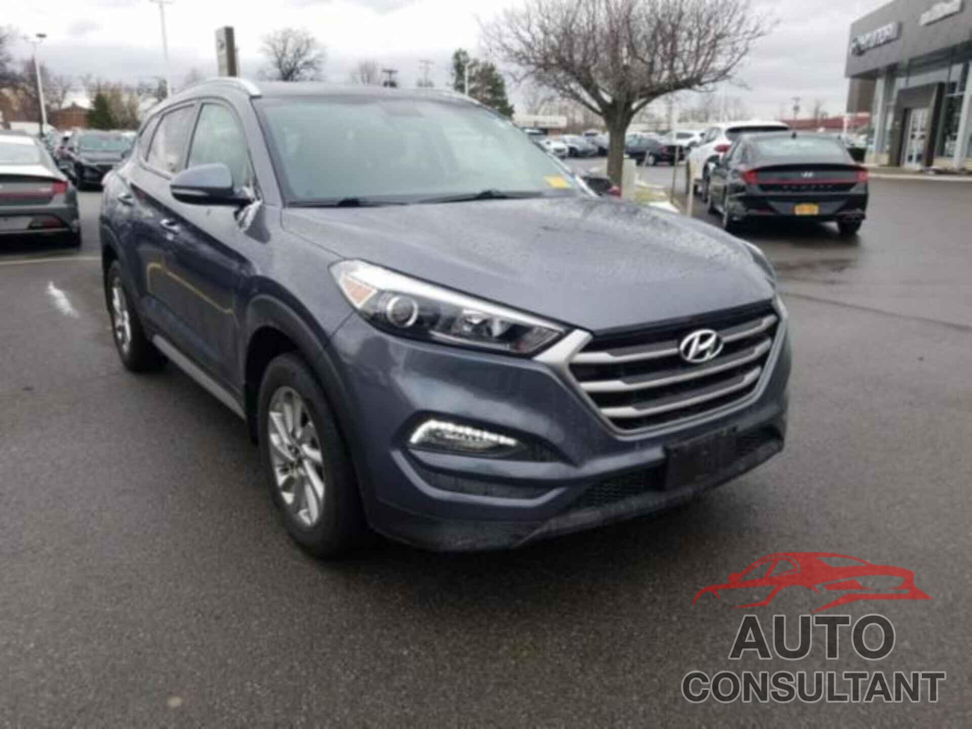 HYUNDAI TUCSON 2018 - KM8J3CA4XJU680526