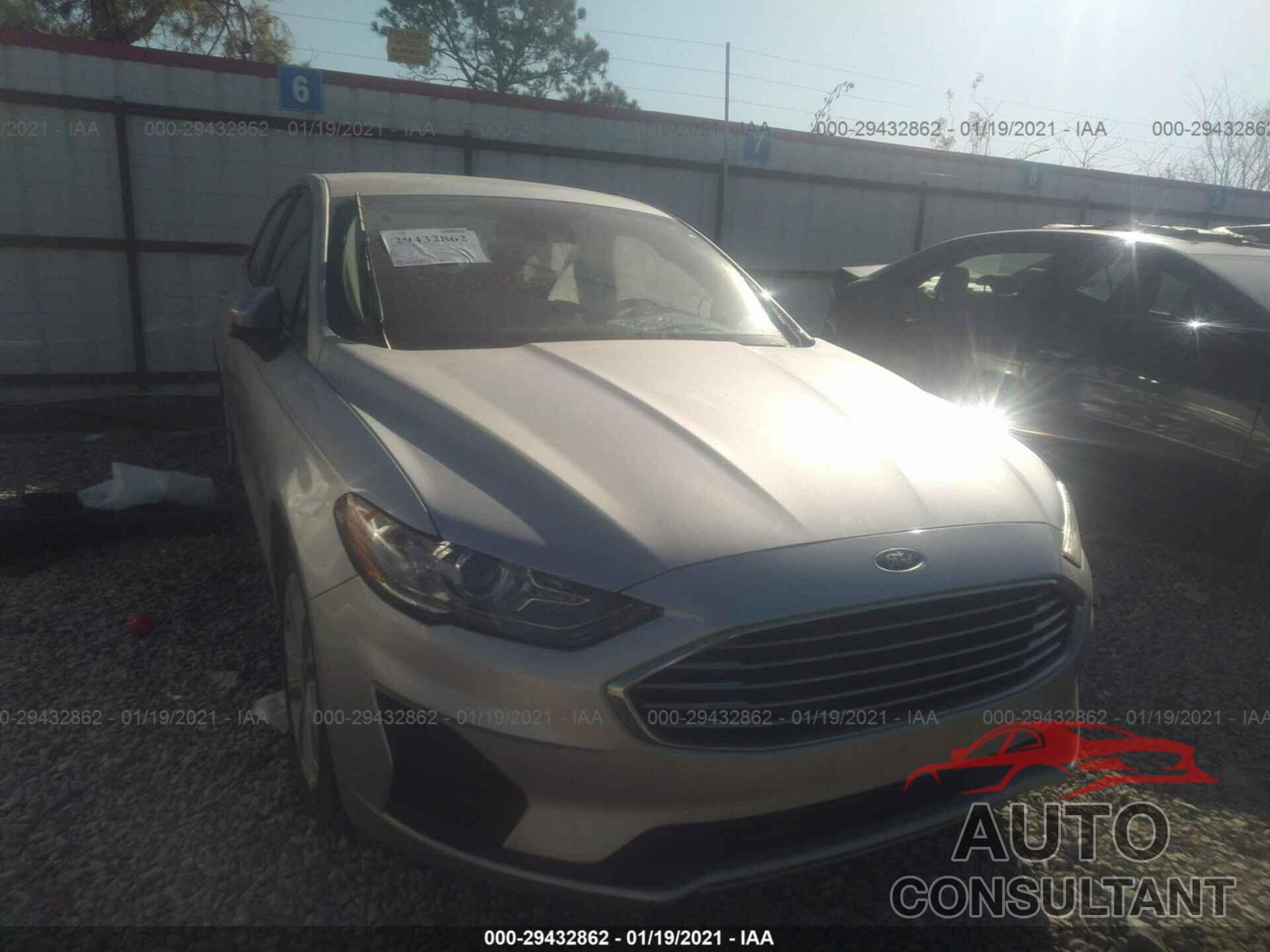 FORD FUSION HYBRID 2019 - 3FA6P0LU9KR255632