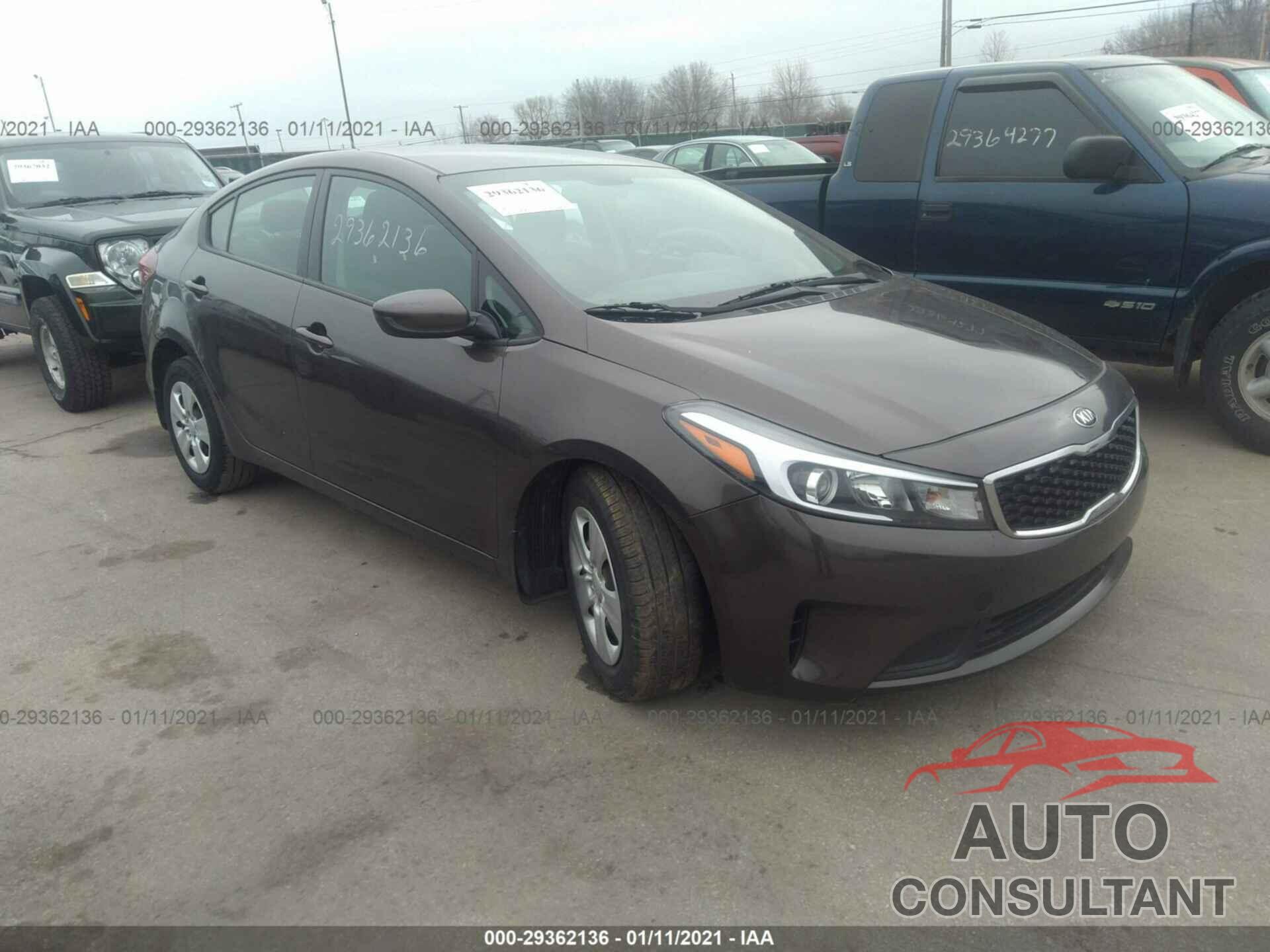 KIA FORTE 2018 - 3KPFK4A78JE167383