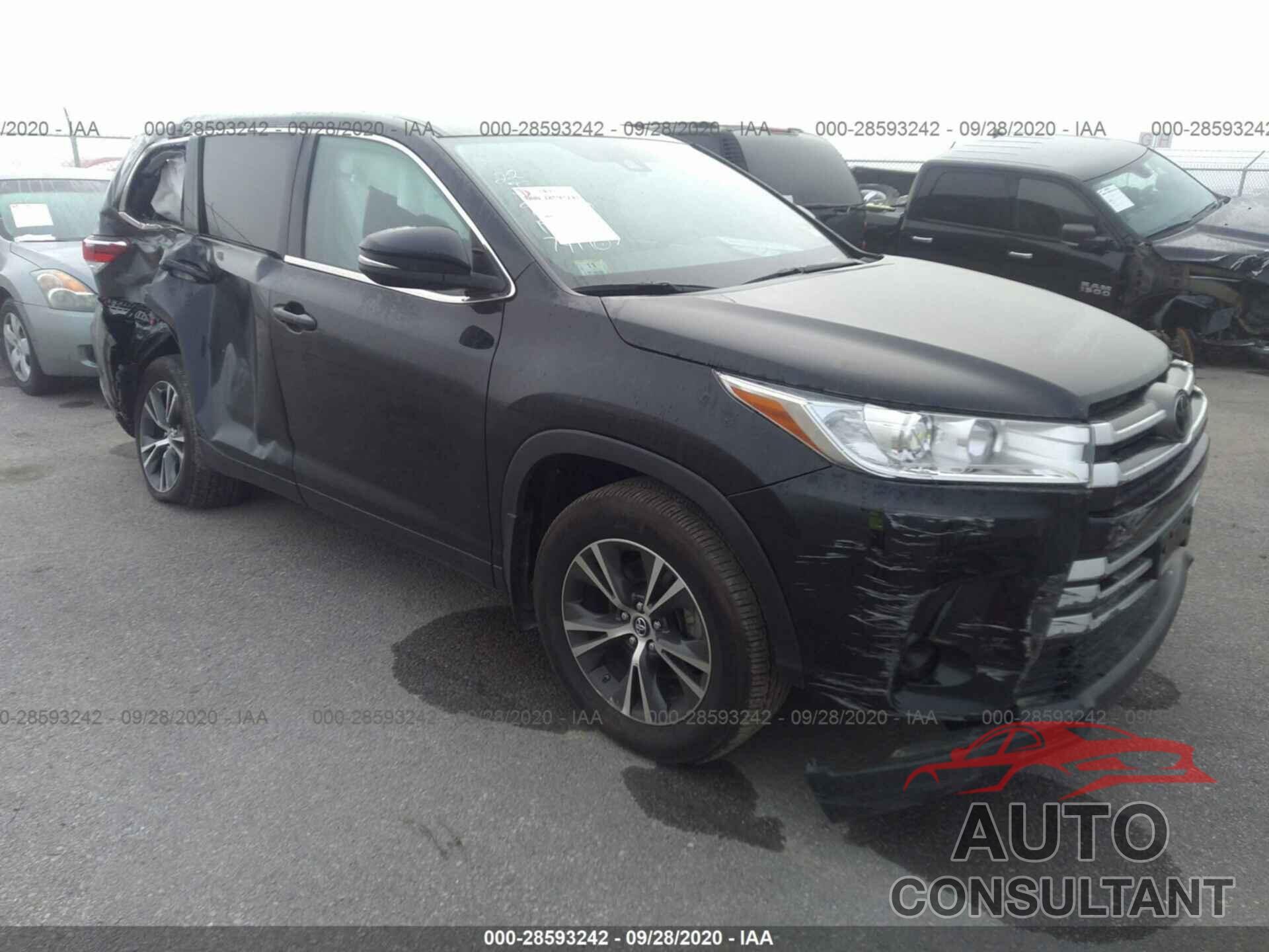 TOYOTA HIGHLANDER 2019 - 5TDBZRFH5KS741907