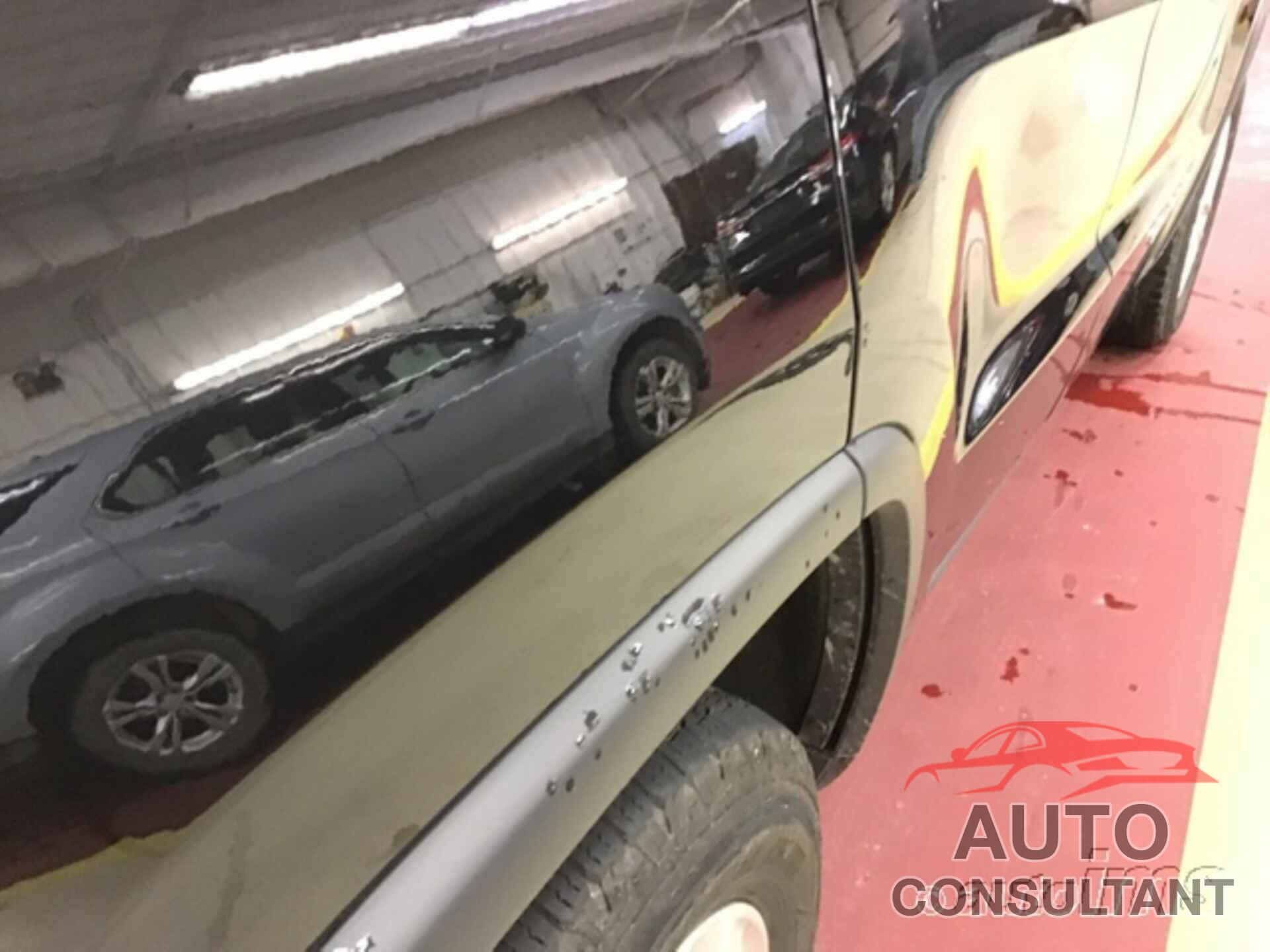 JEEP GRAND CHEROKEE 2018 - 1C4RJFAG9JC342033