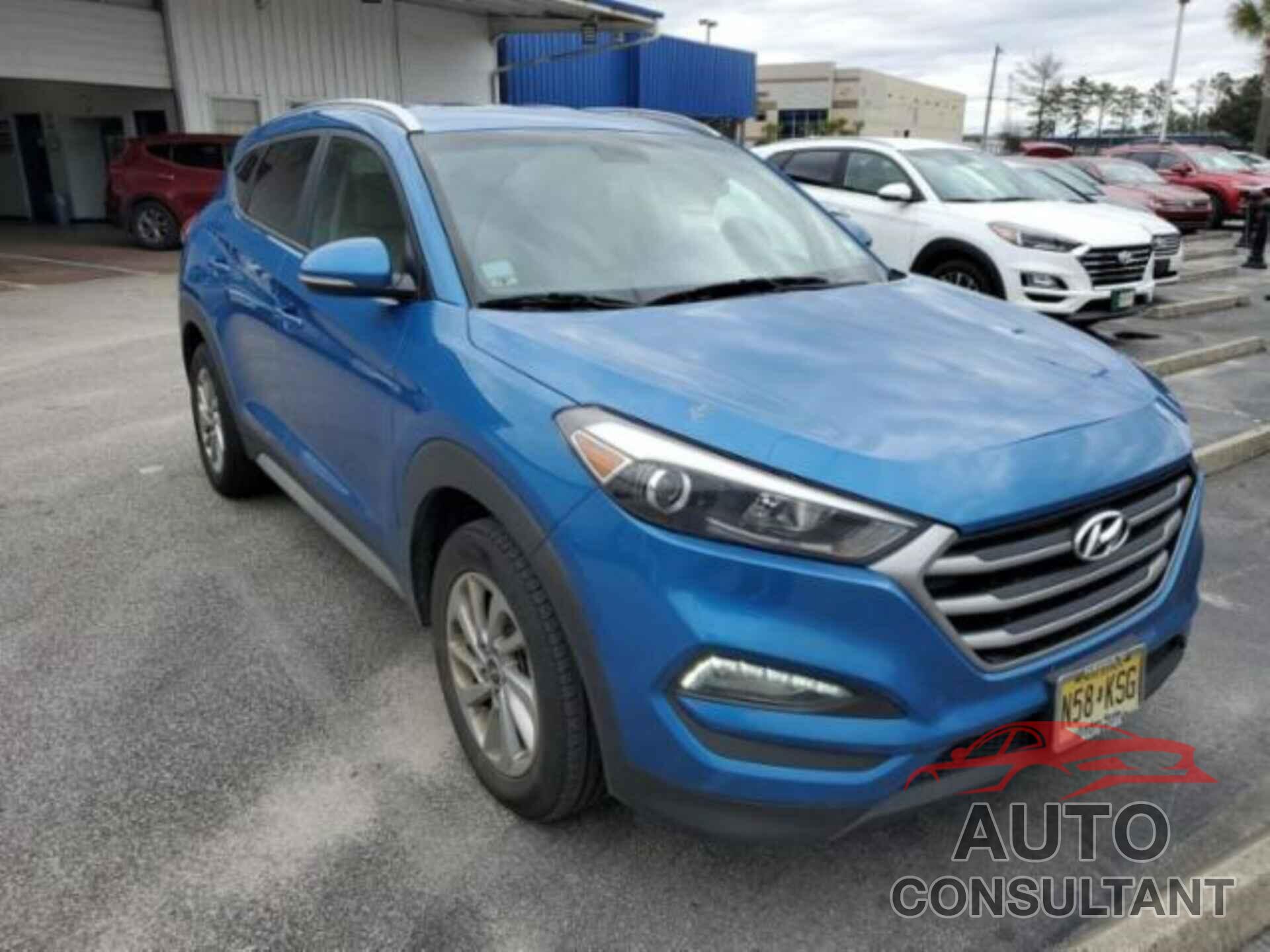 HYUNDAI TUCSON 2018 - KM8J3CA47JU775738