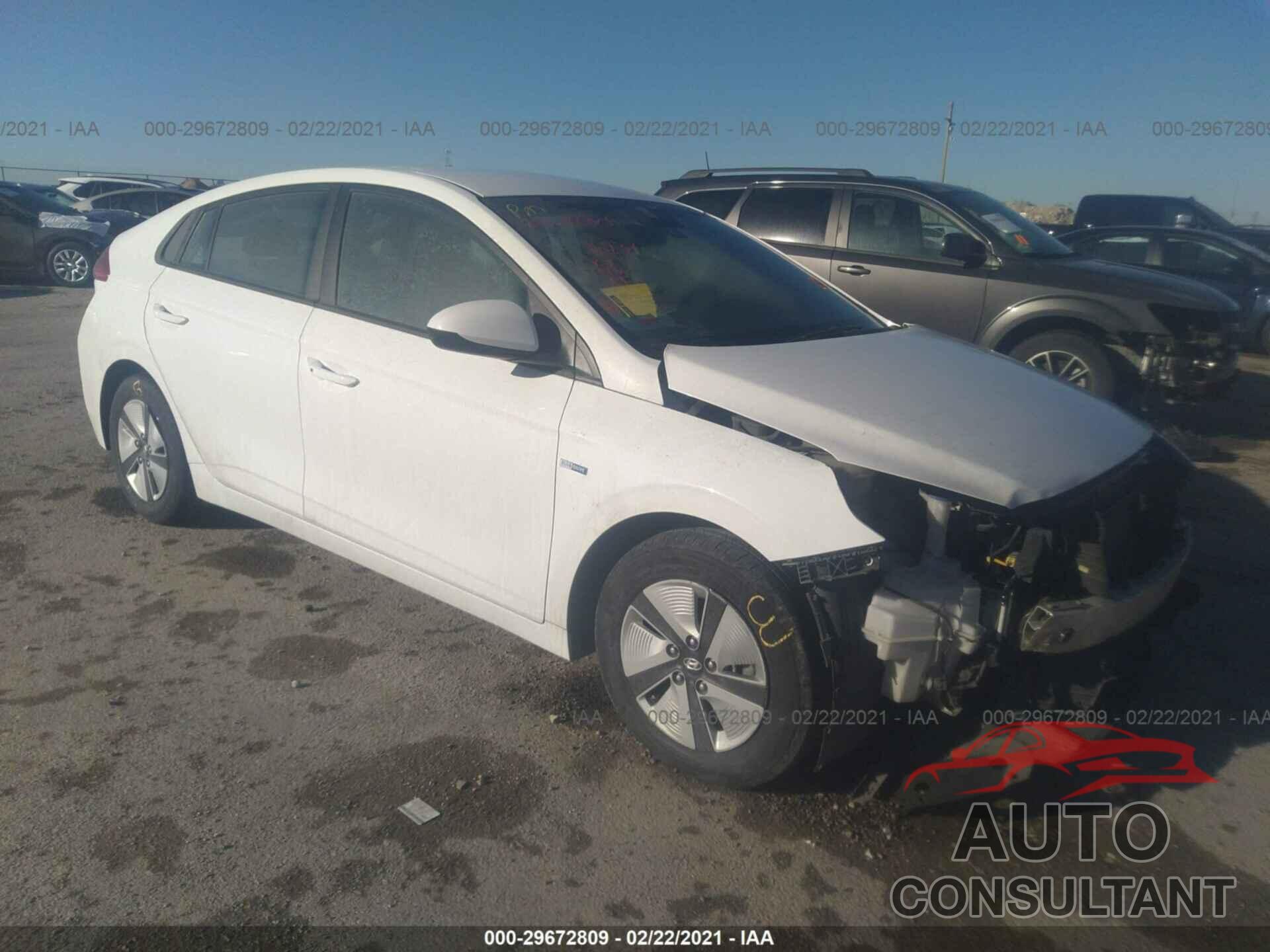 HYUNDAI IONIQ HYBRID 2019 - KMHC65LC1KU175038