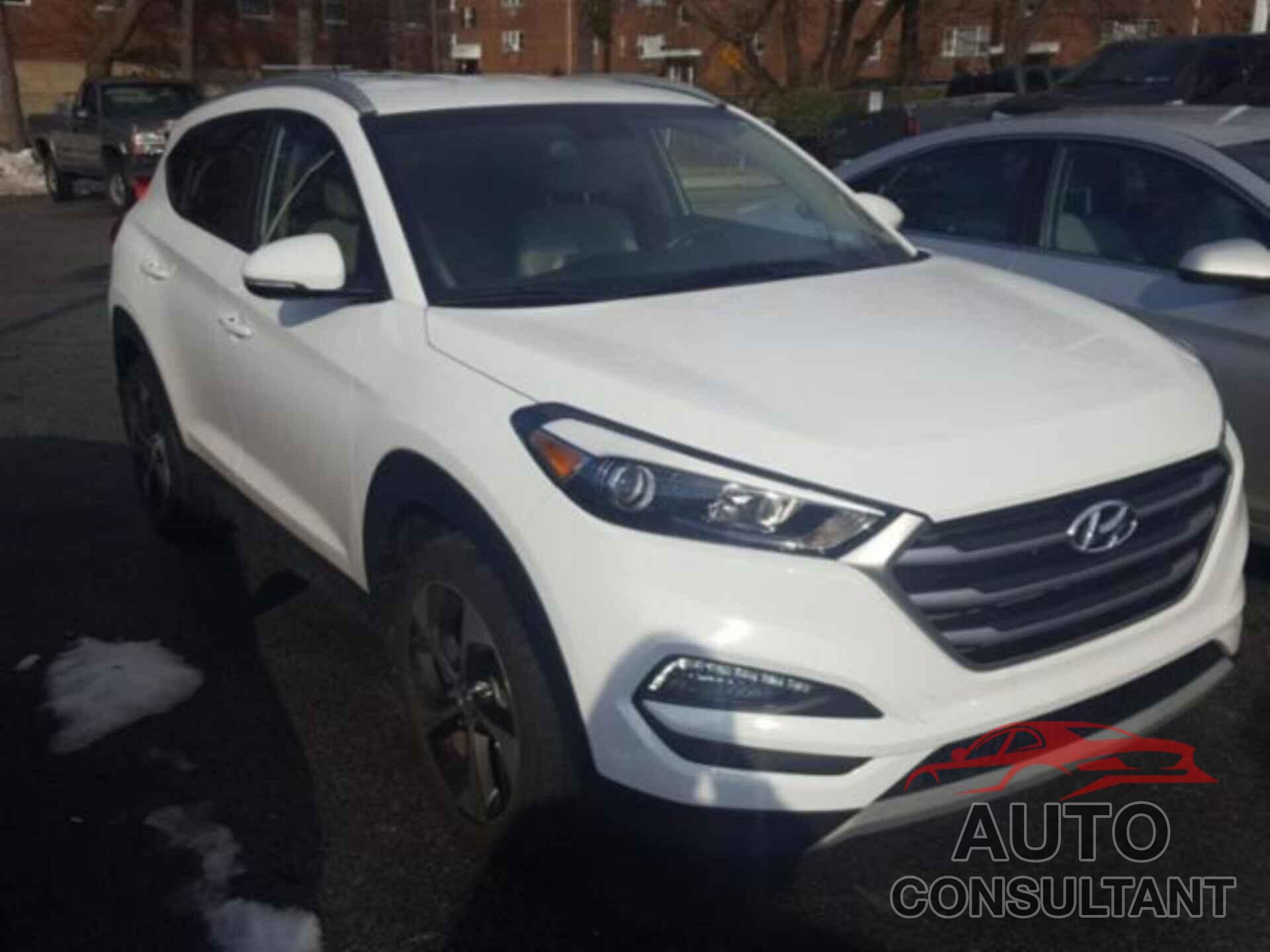 HYUNDAI TUCSON 2017 - KM8J3CA20HU351374