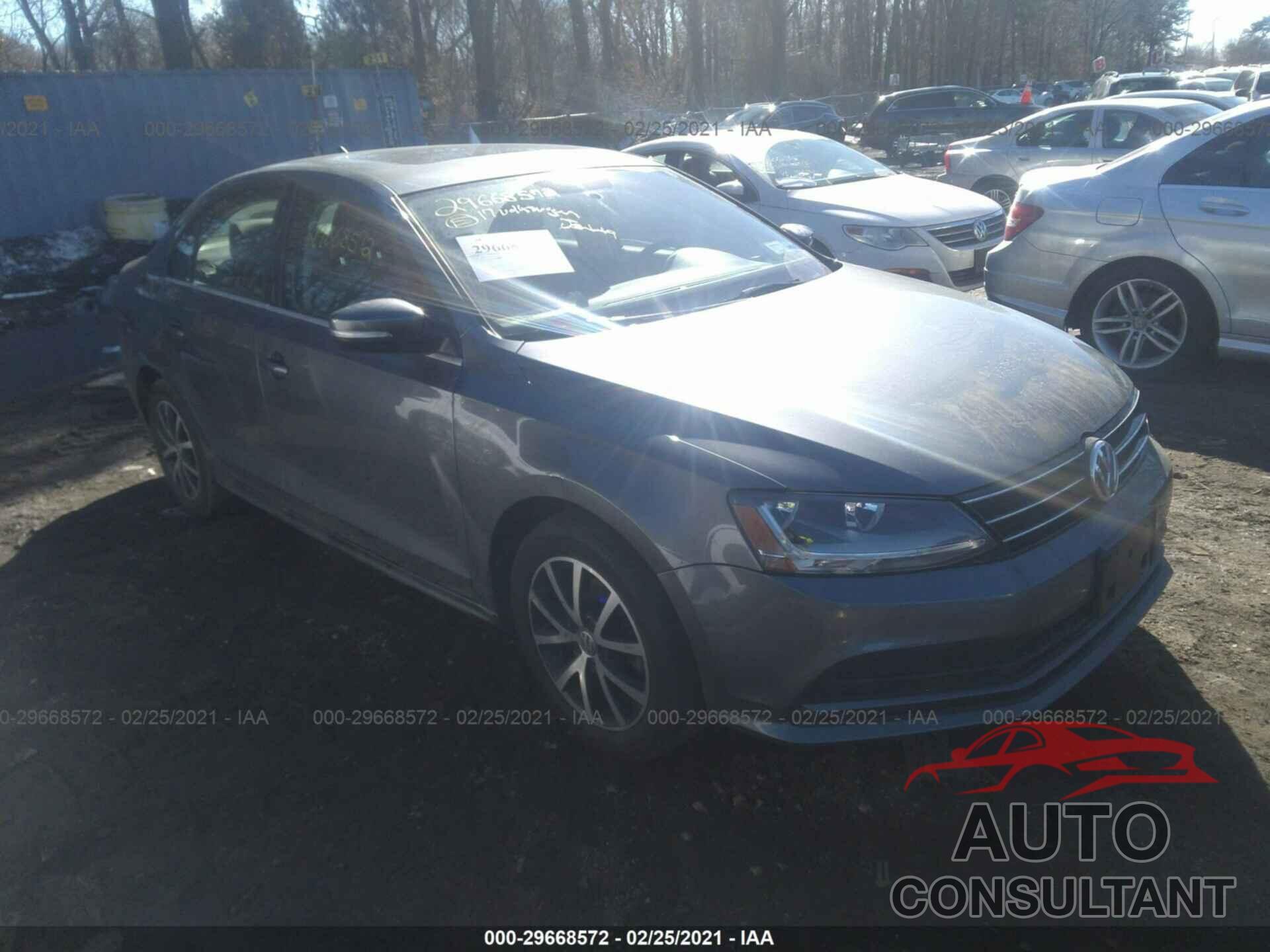 VOLKSWAGEN JETTA 2017 - 3VWDB7AJ9HM330009