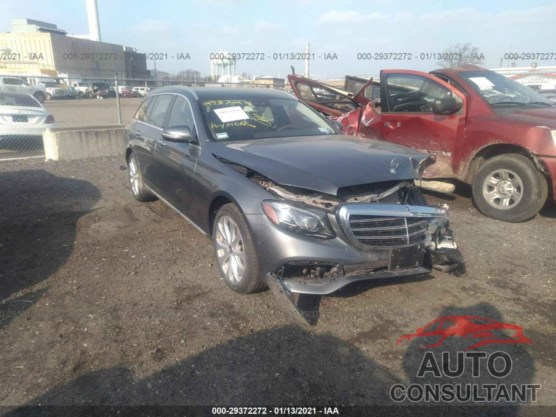 MERCEDES-BENZ E-CLASS 2019 - WDDZH6JBXKA619596