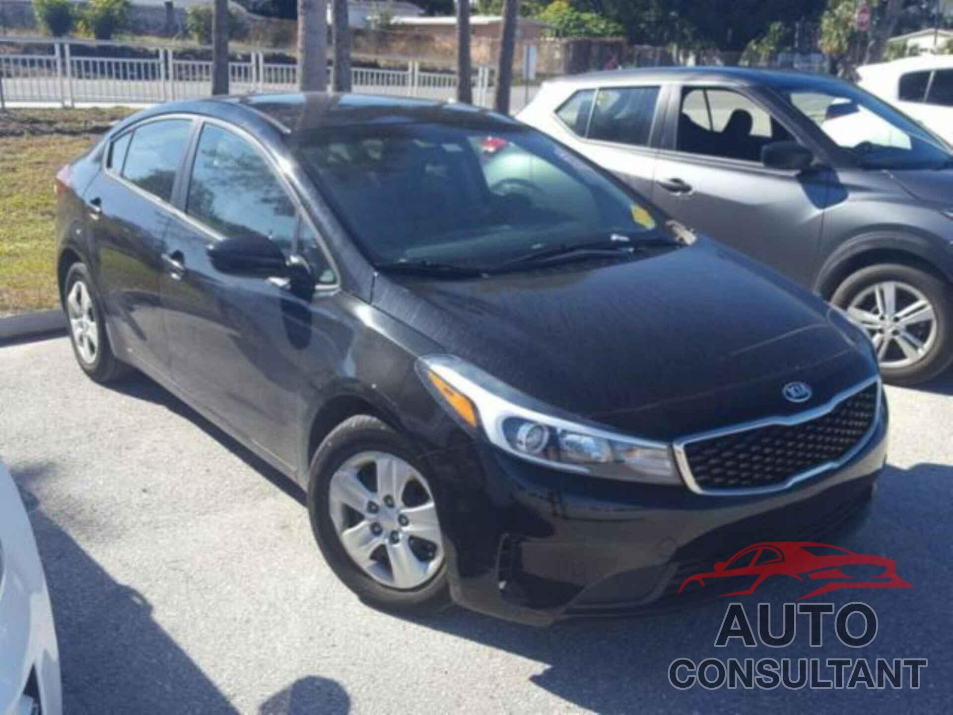 KIA FORTE 2018 - 3KPFK4A73JE234570