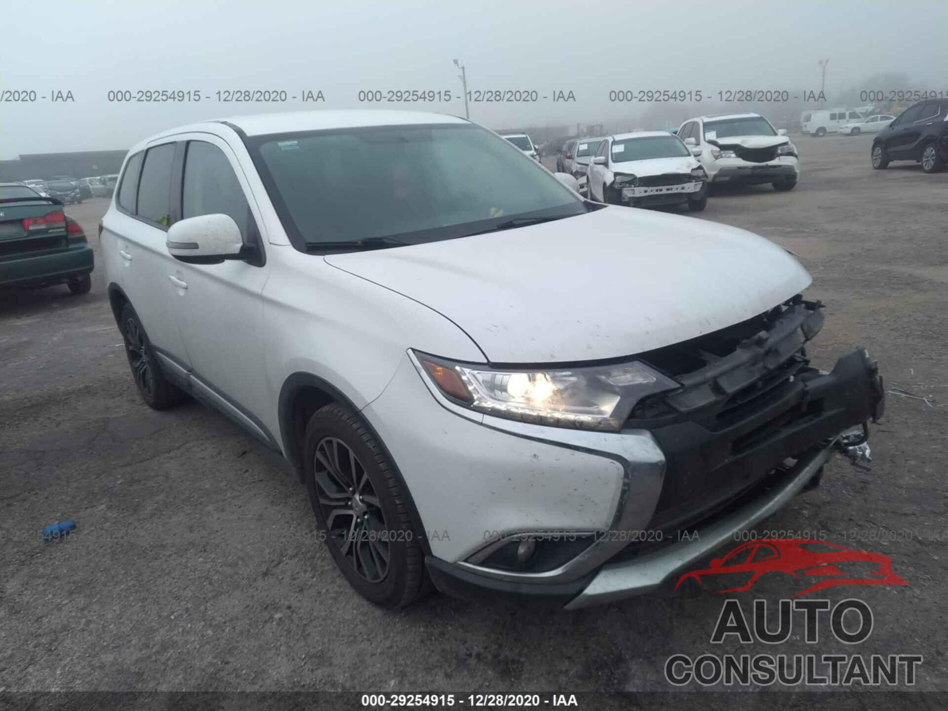 MITSUBISHI OUTLANDER 2018 - JA4AD3A30JZ000901