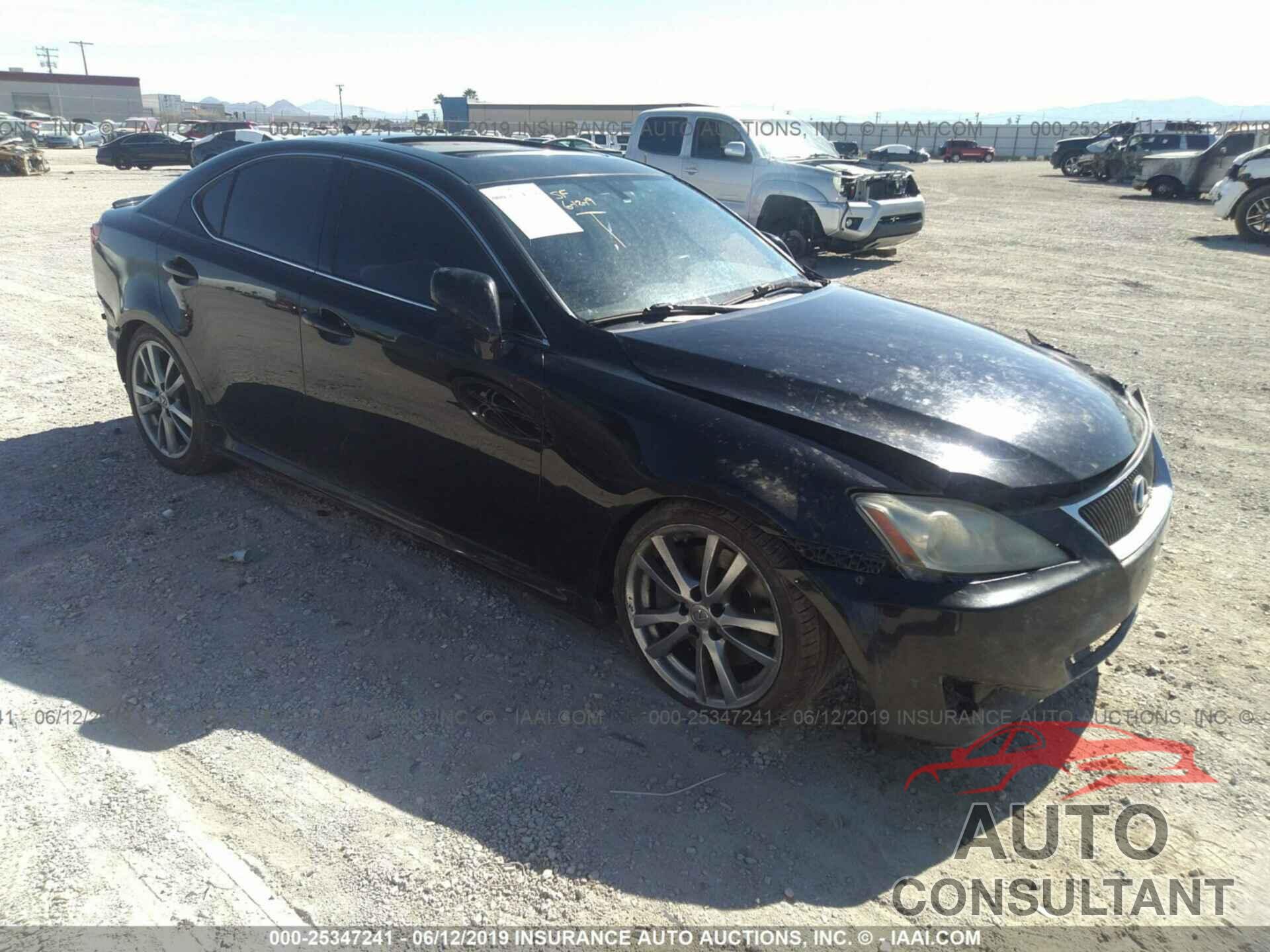 LEXUS IS 2008 - JTHBE262985021067