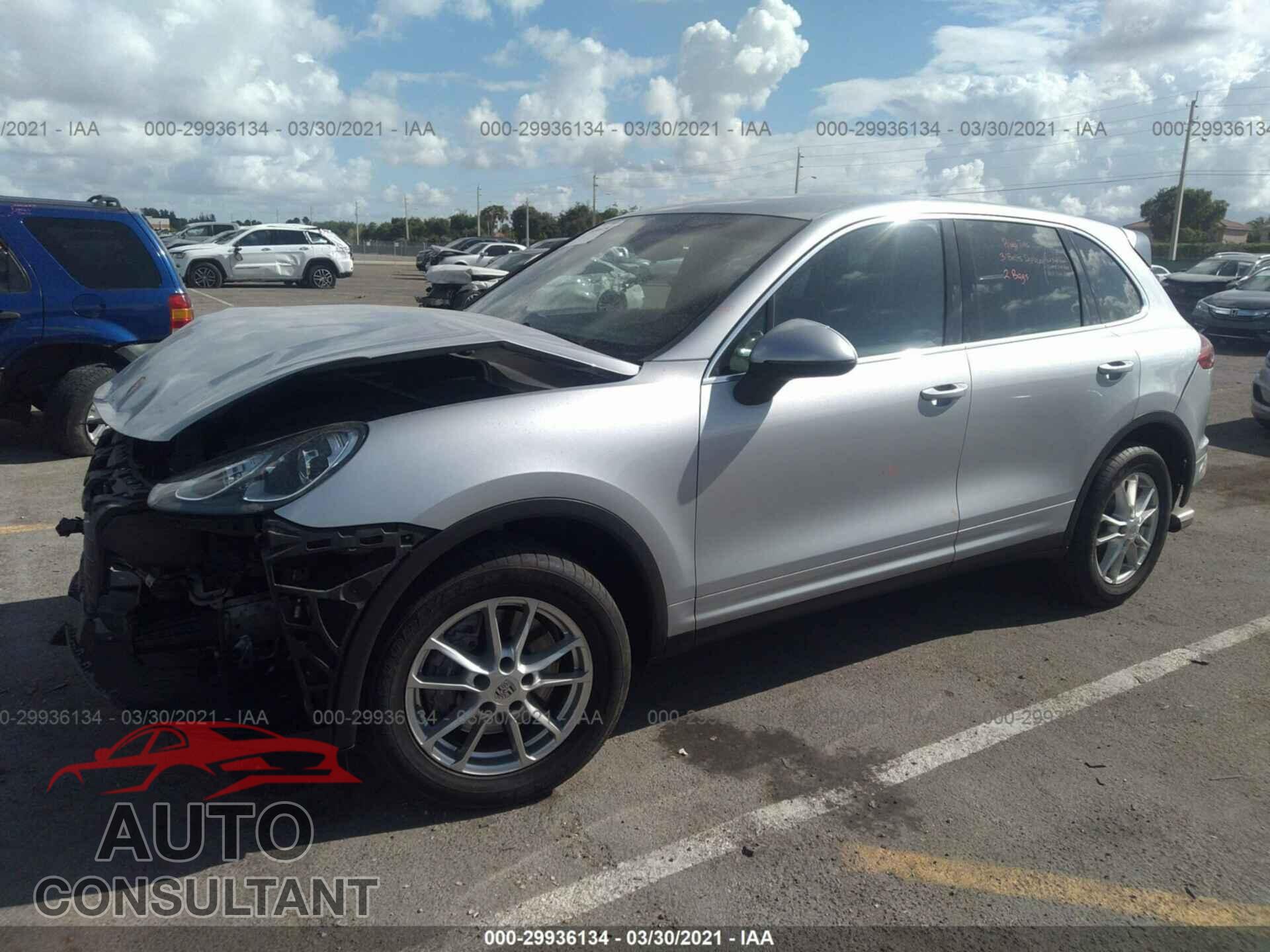 PORSCHE CAYENNE 2016 - WP1AA2A28GLA04351