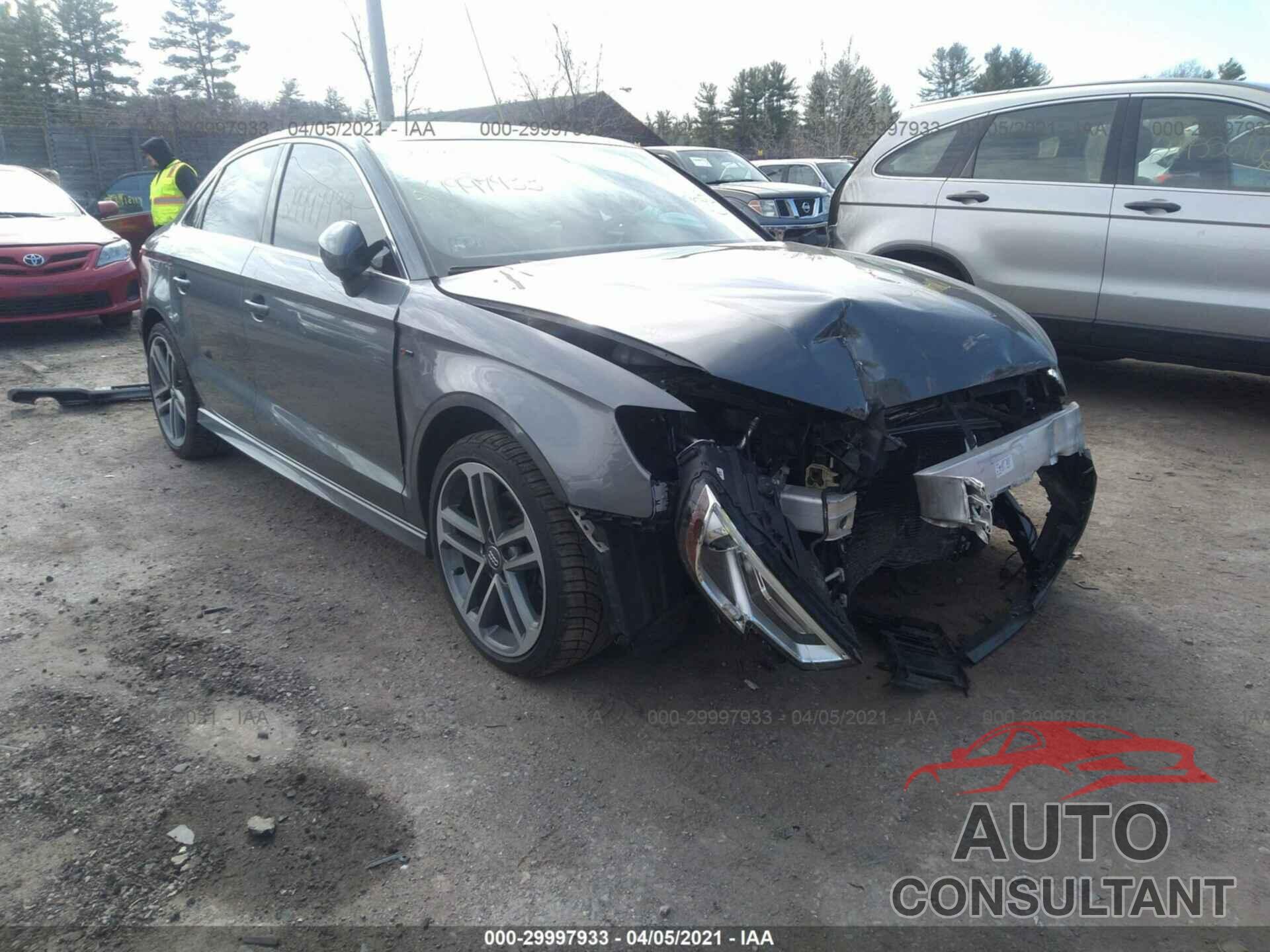 AUDI A3 SEDAN 2017 - WAUJ8GFF0H1049462