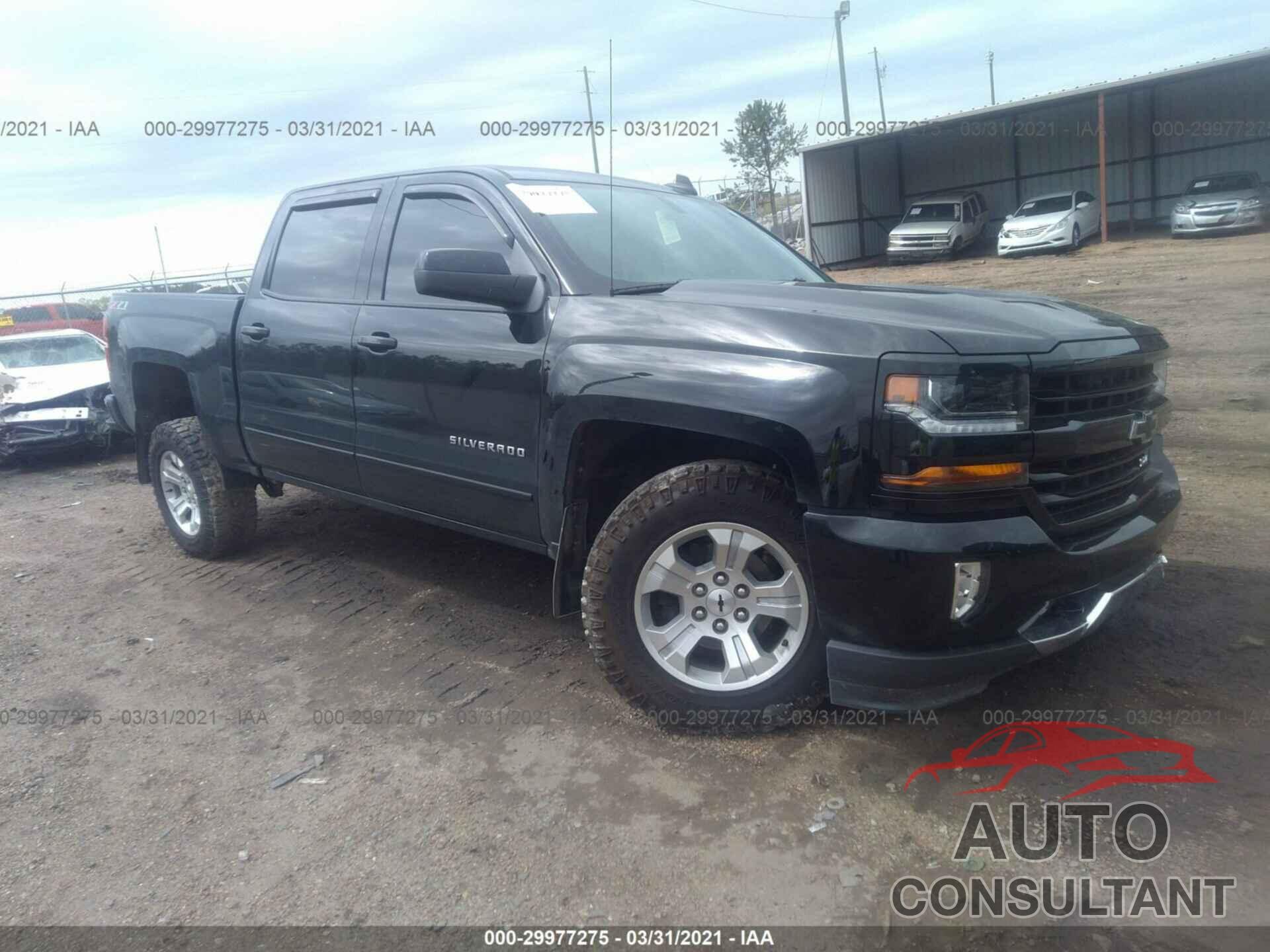 CHEVROLET SILVERADO 1500 2018 - 3GCUKREC6JG481601