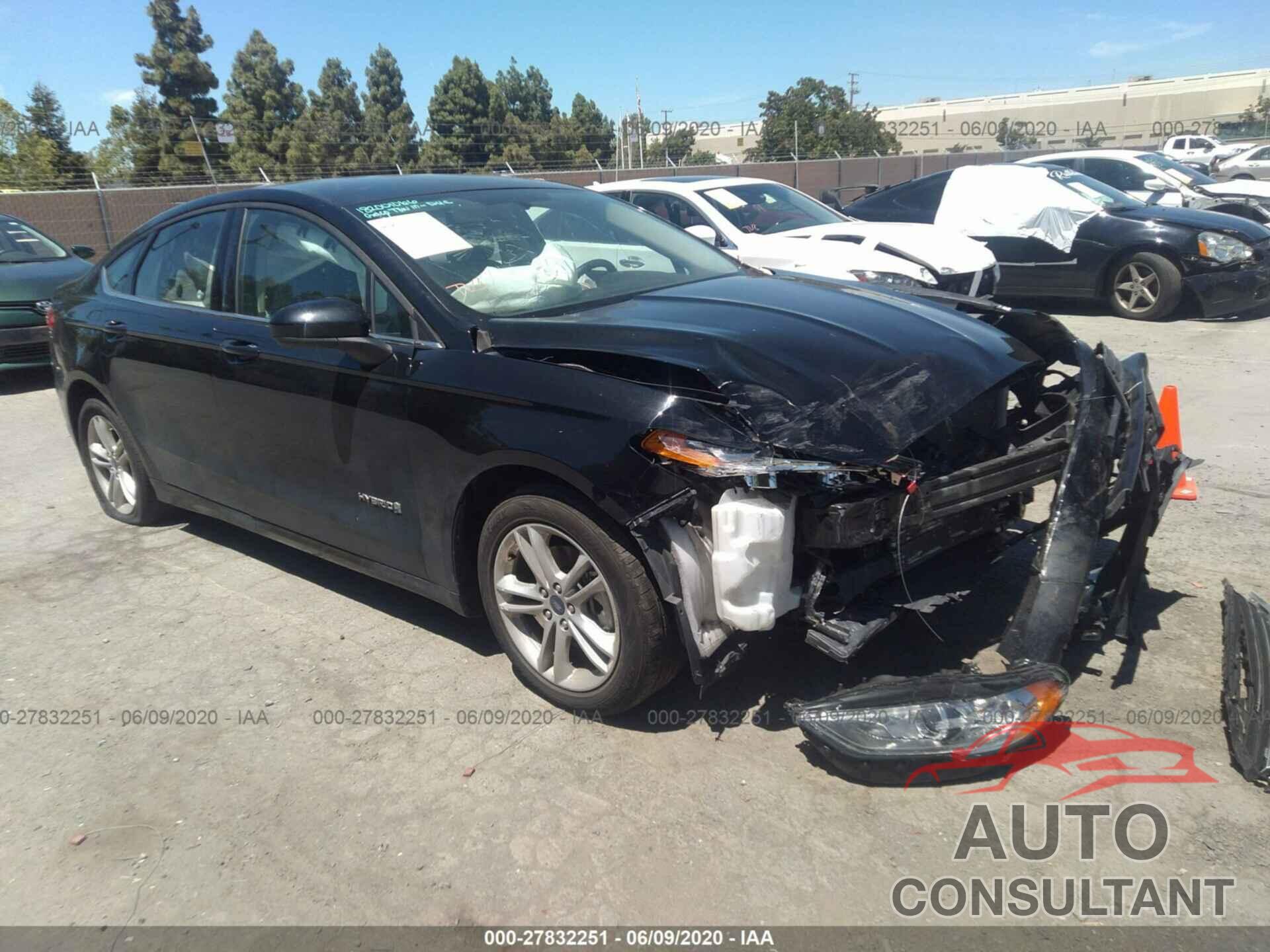 Ford Fusion 2018 - 3FA6P0LU8JR268564