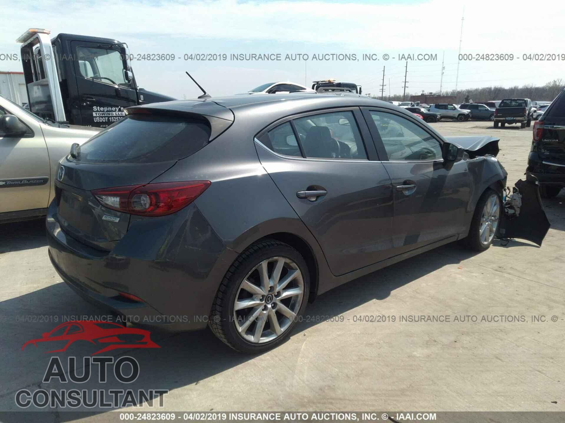 MAZDA 3 2017 - JM1BN1L32H1104016