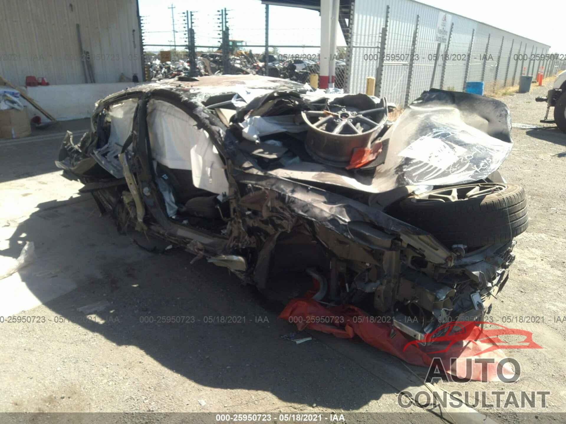 TESLA MODEL 3 2018 - 5YJ3E1EA1JF016104