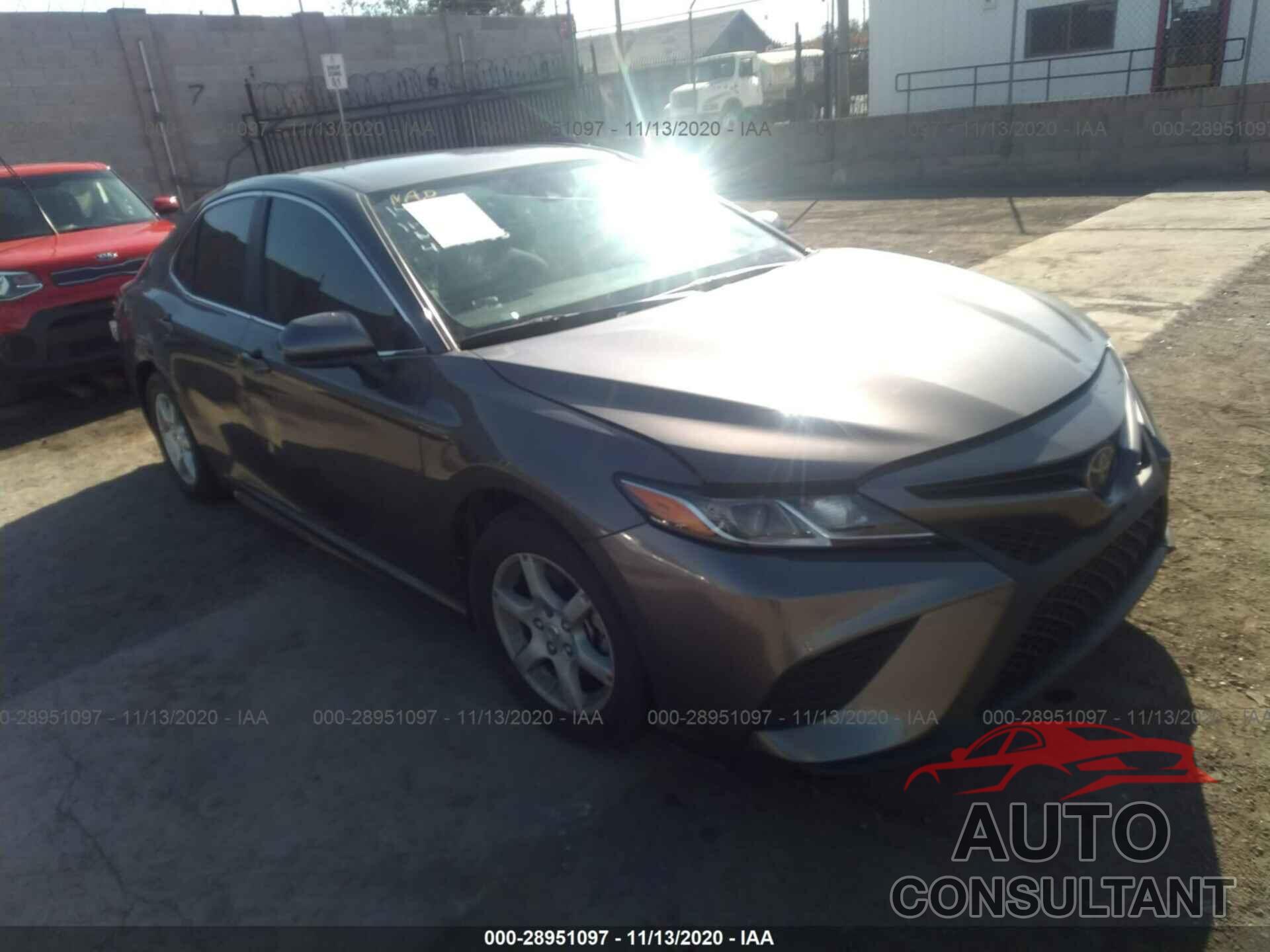 TOYOTA CAMRY 2019 - 4T1B11HK4KU764071