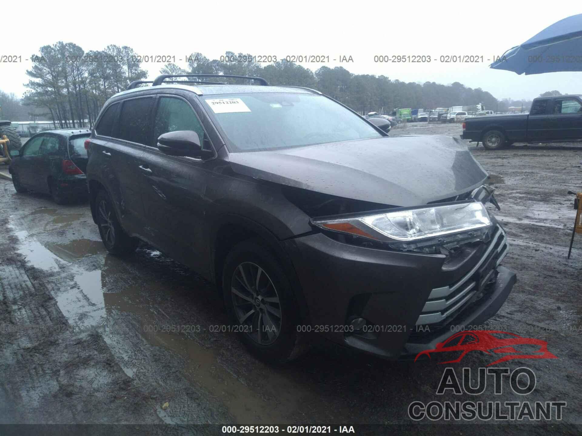TOYOTA HIGHLANDER 2018 - 5TDJZRFH6JS898372