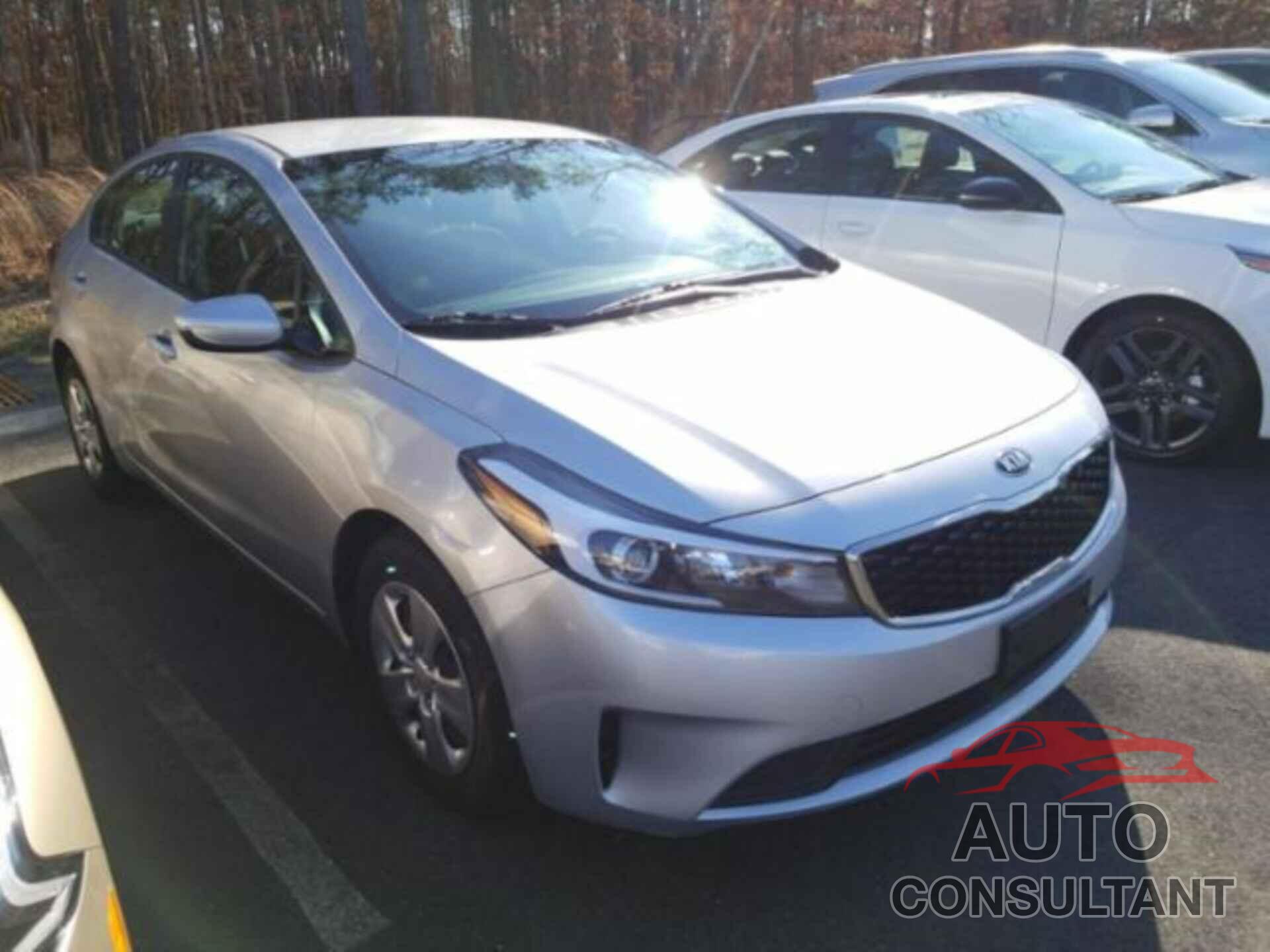KIA FORTE 2018 - 3KPFK4A78JE212645