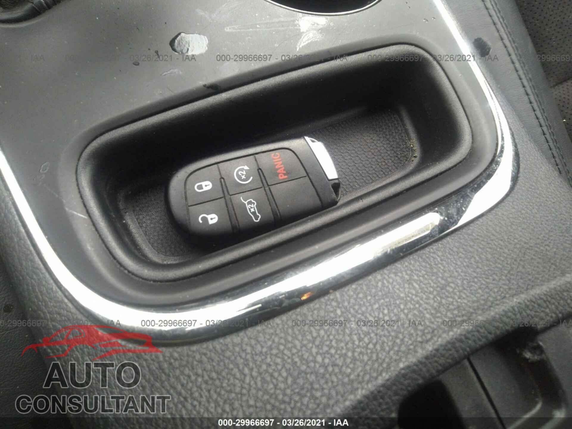 DODGE DURANGO 2020 - 1C4RDJDG5LC286200