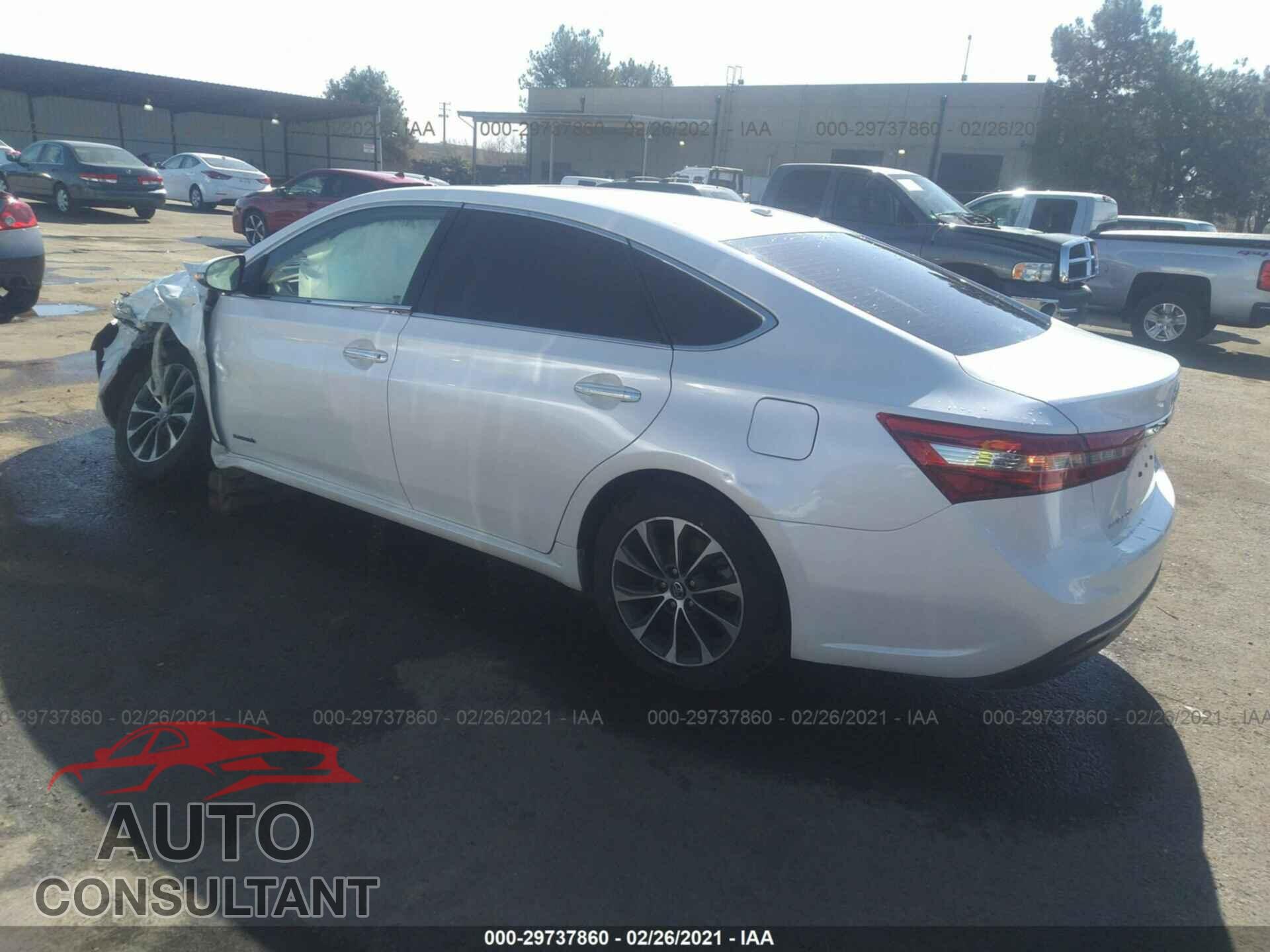 TOYOTA AVALON 2018 - 4T1BD1EB0JU063473