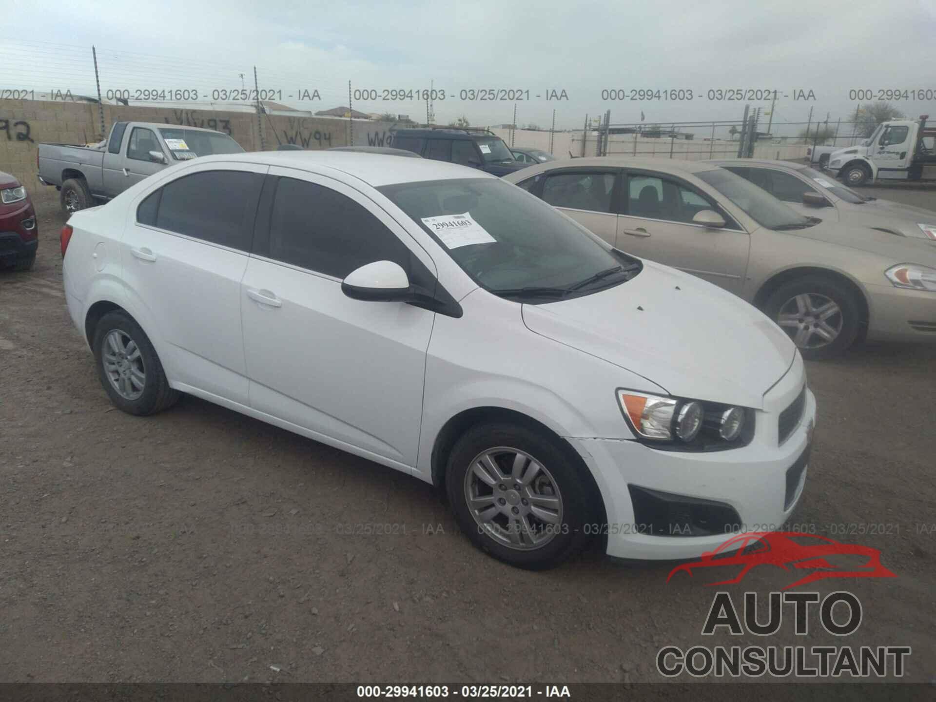 CHEVROLET SONIC 2016 - 1G1JC5SH0G4141478