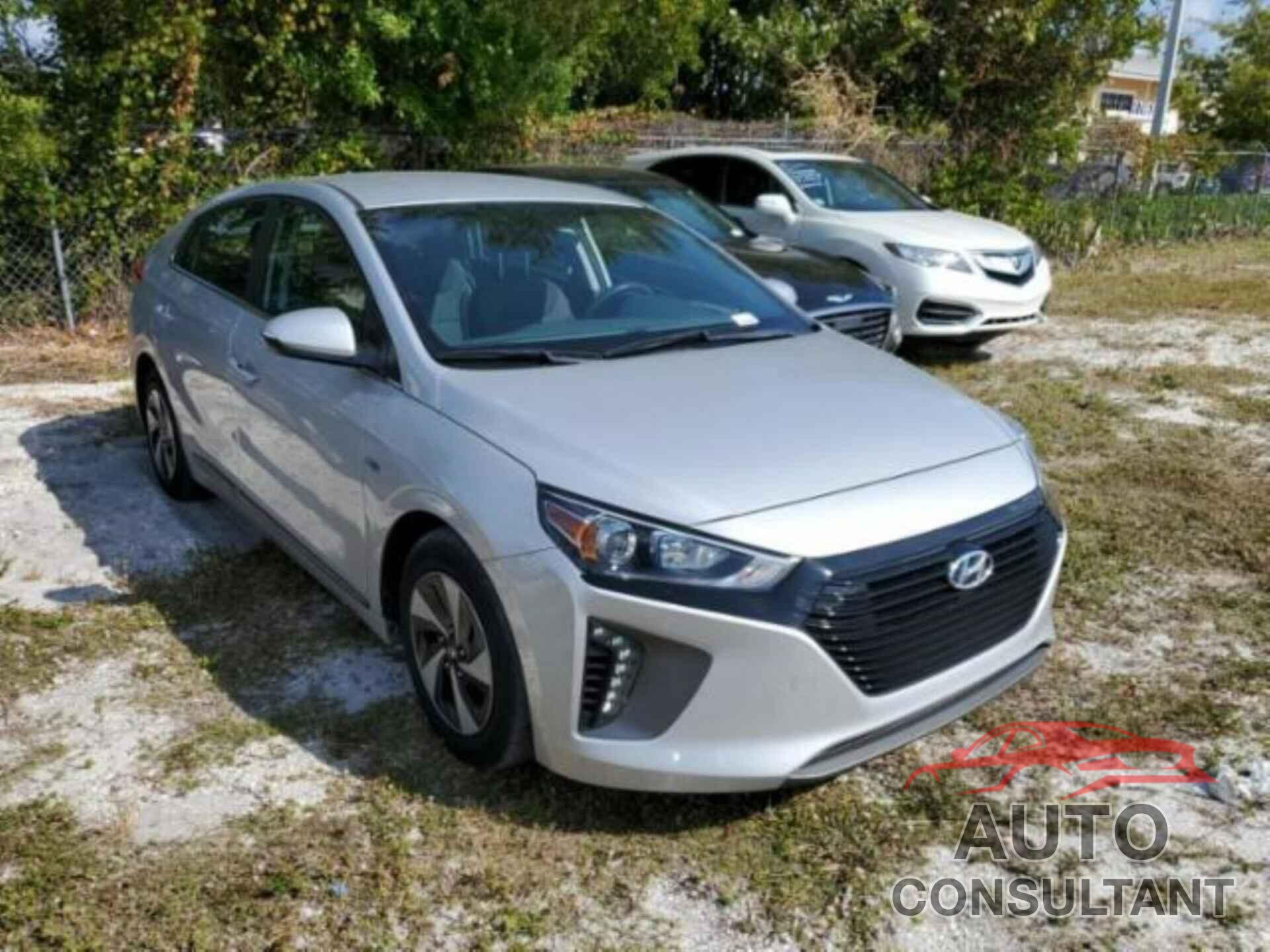 HYUNDAI IONIQ HYBRID 2017 - KMHC75LC0HU047301