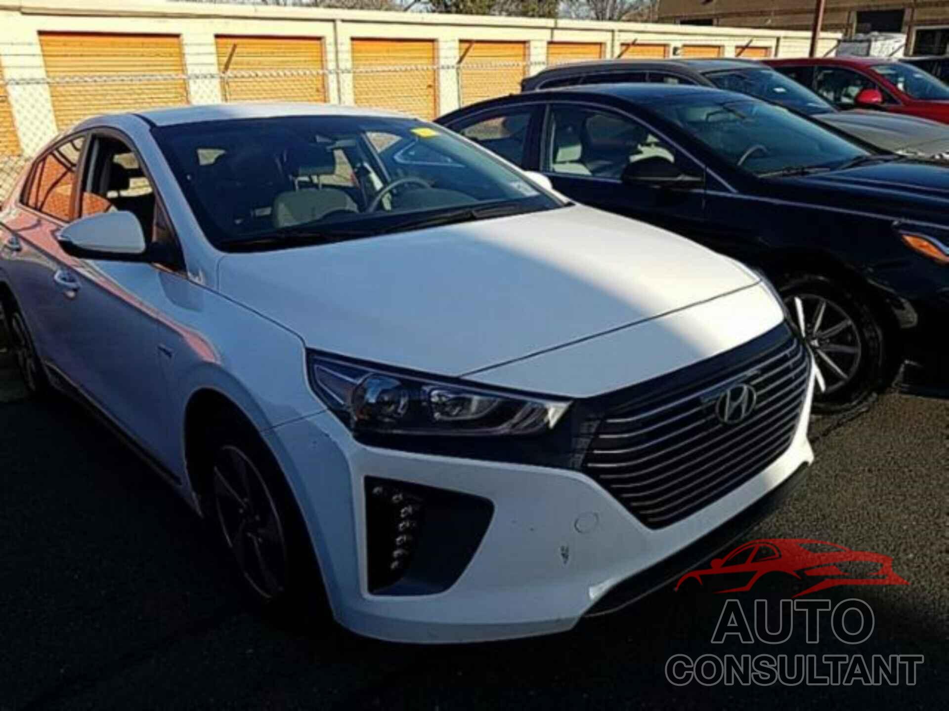 HYUNDAI IONIQ HYBRID 2018 - KMHC75LC1JU061651