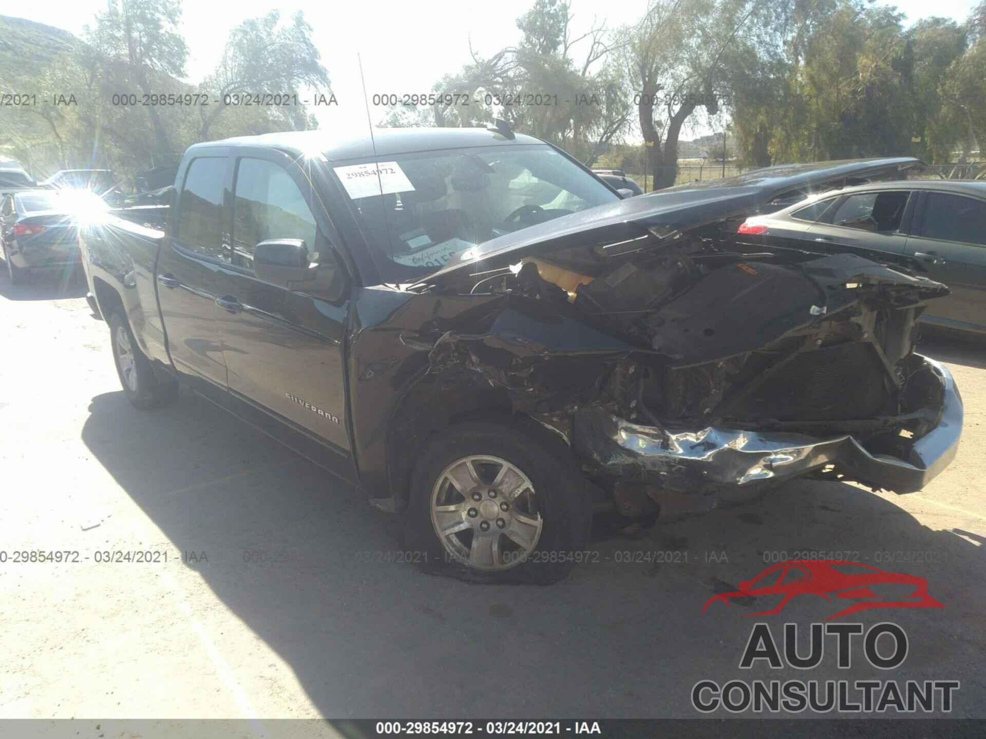 CHEVROLET SILVERADO 1500 2018 - 1GCRCREH8JZ337448