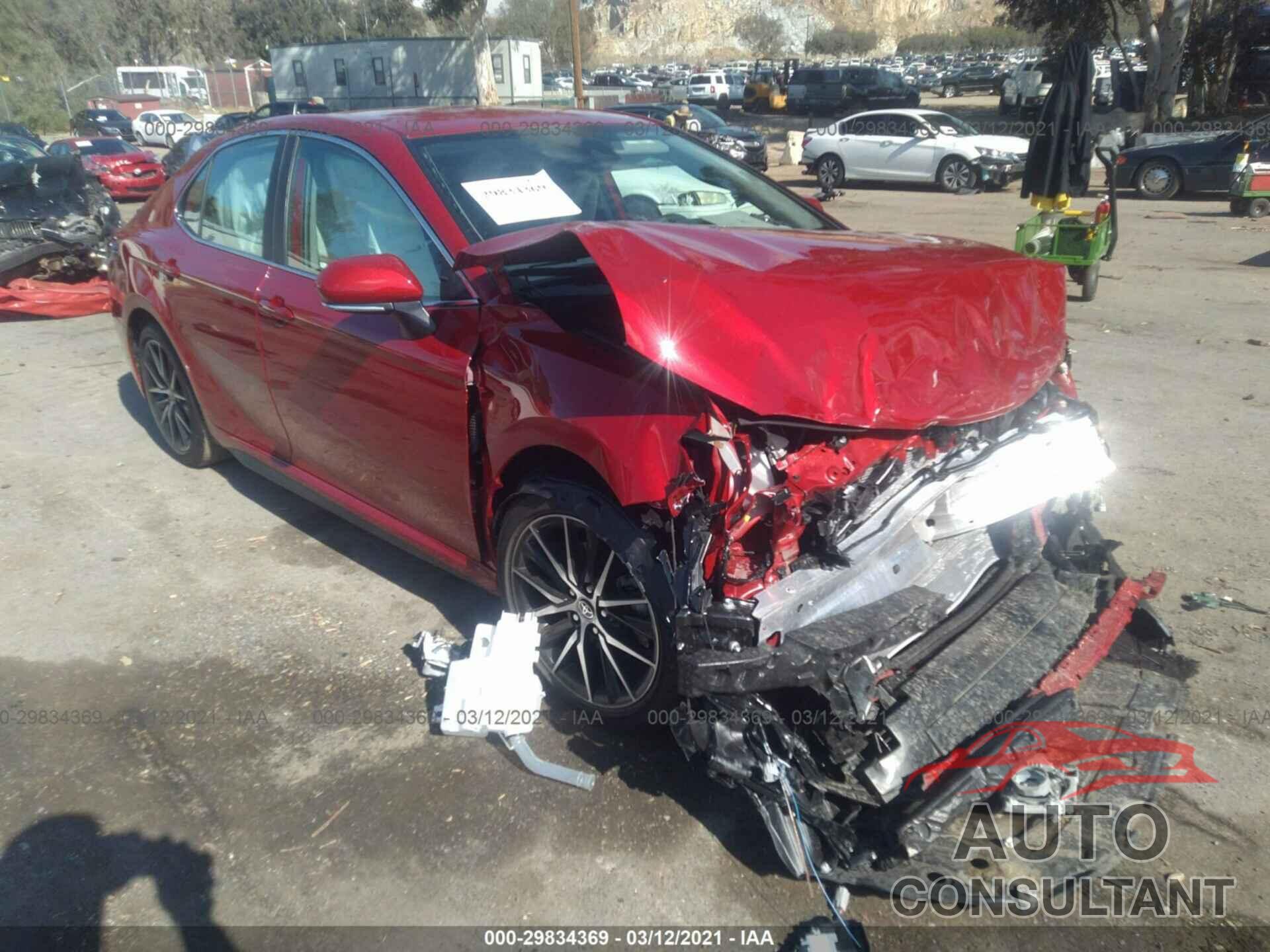 TOYOTA CAMRY 2021 - 4T1T11AK7MU422406
