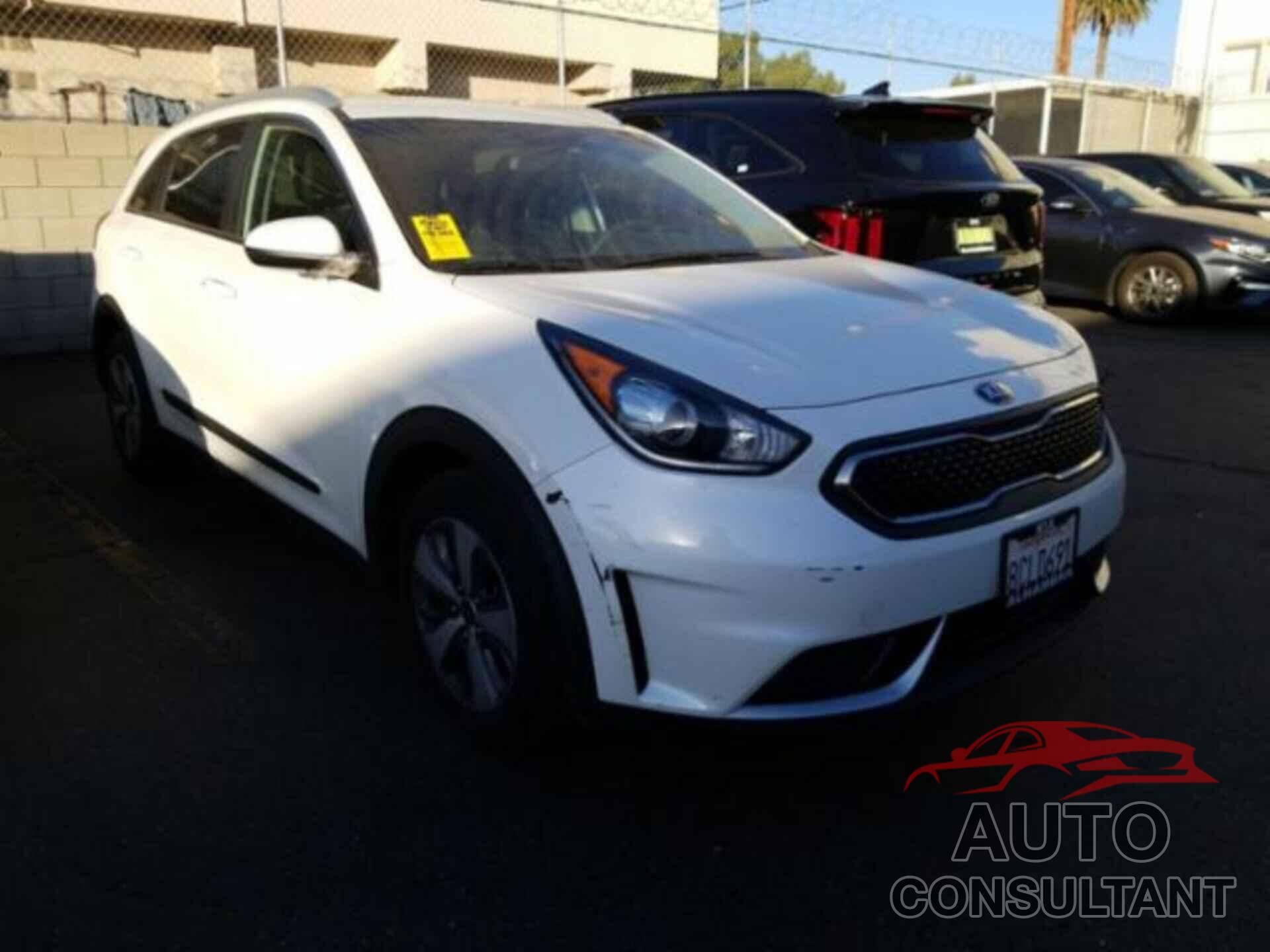 KIA NIRO 2018 - KNDCB3LCXJ5155643