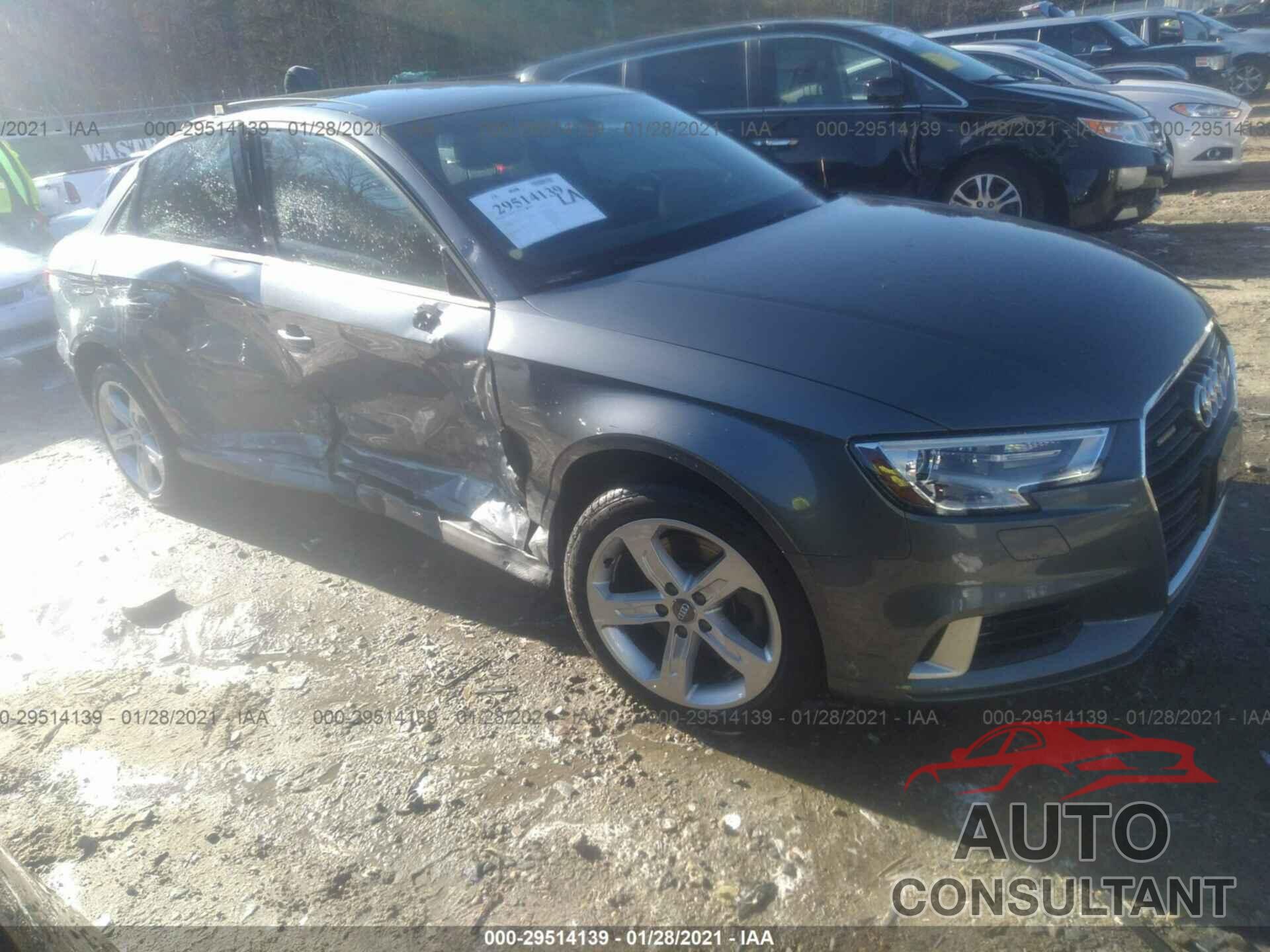 AUDI A3 SEDAN 2017 - WAUB8GFF3H1057754