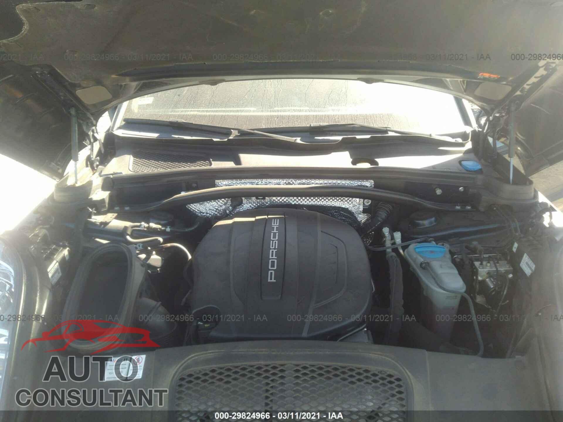 PORSCHE MACAN 2018 - WP1AA2A50JLB15851
