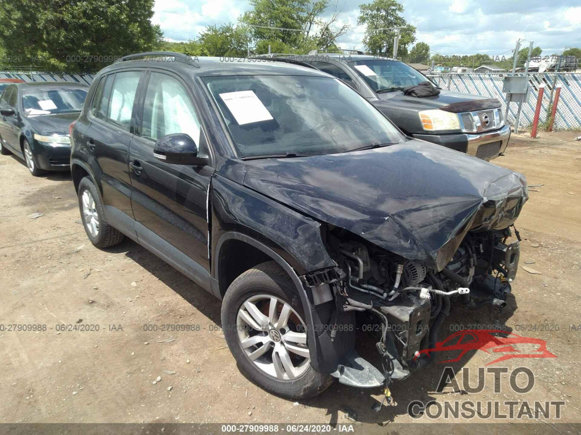 Volkswagen Tiguan 2016 - WVGAV7AX4GW613767