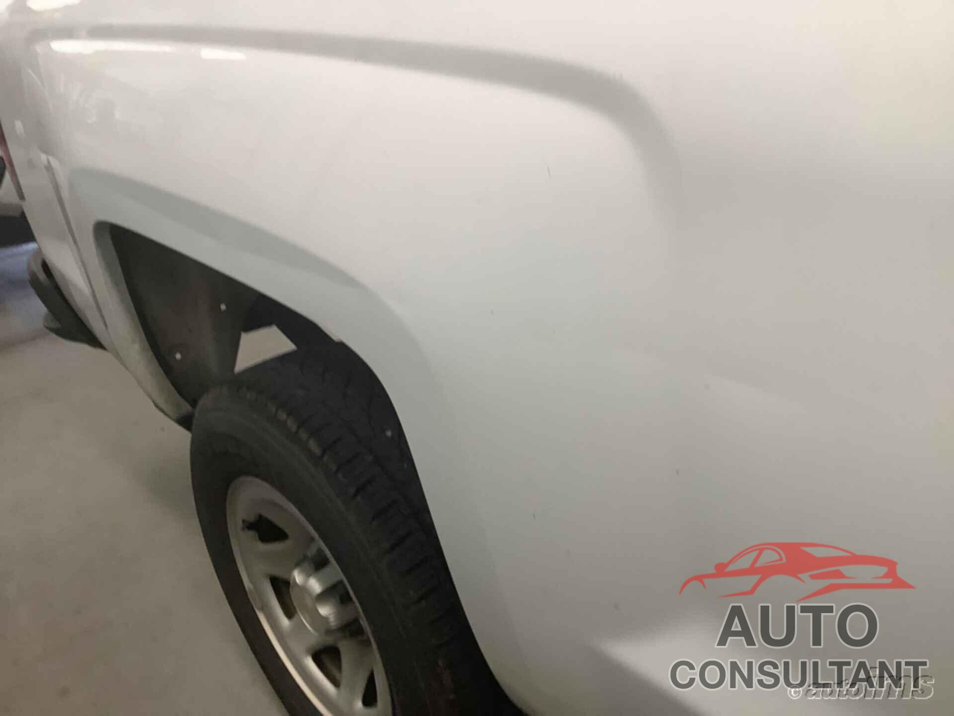 CHEVROLET SILVERADO 1500 2017 - 1GCNCNEH8HZ387316