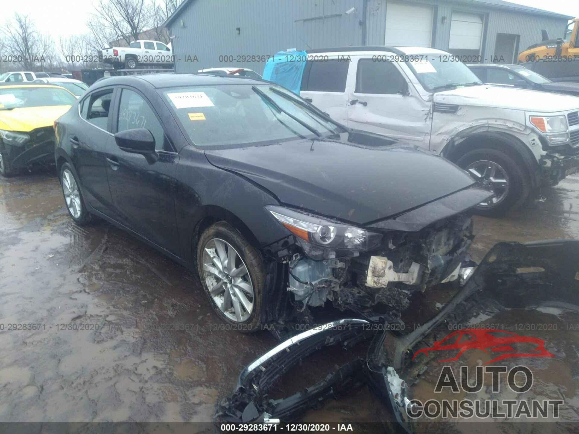 MAZDA MAZDA3 4-DOOR 2017 - JM1BN1V70H1106069