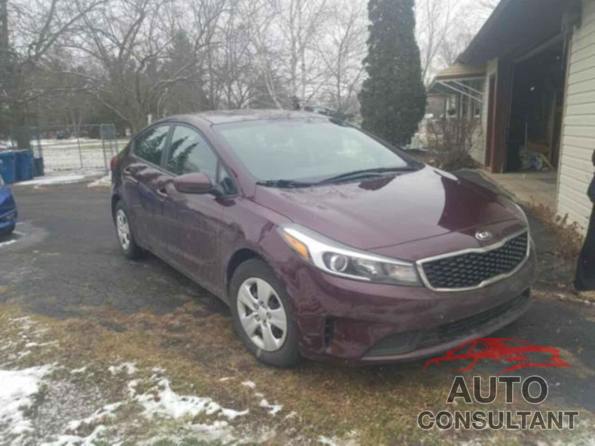 KIA FORTE 2018 - 3KPFK4A73JE236237