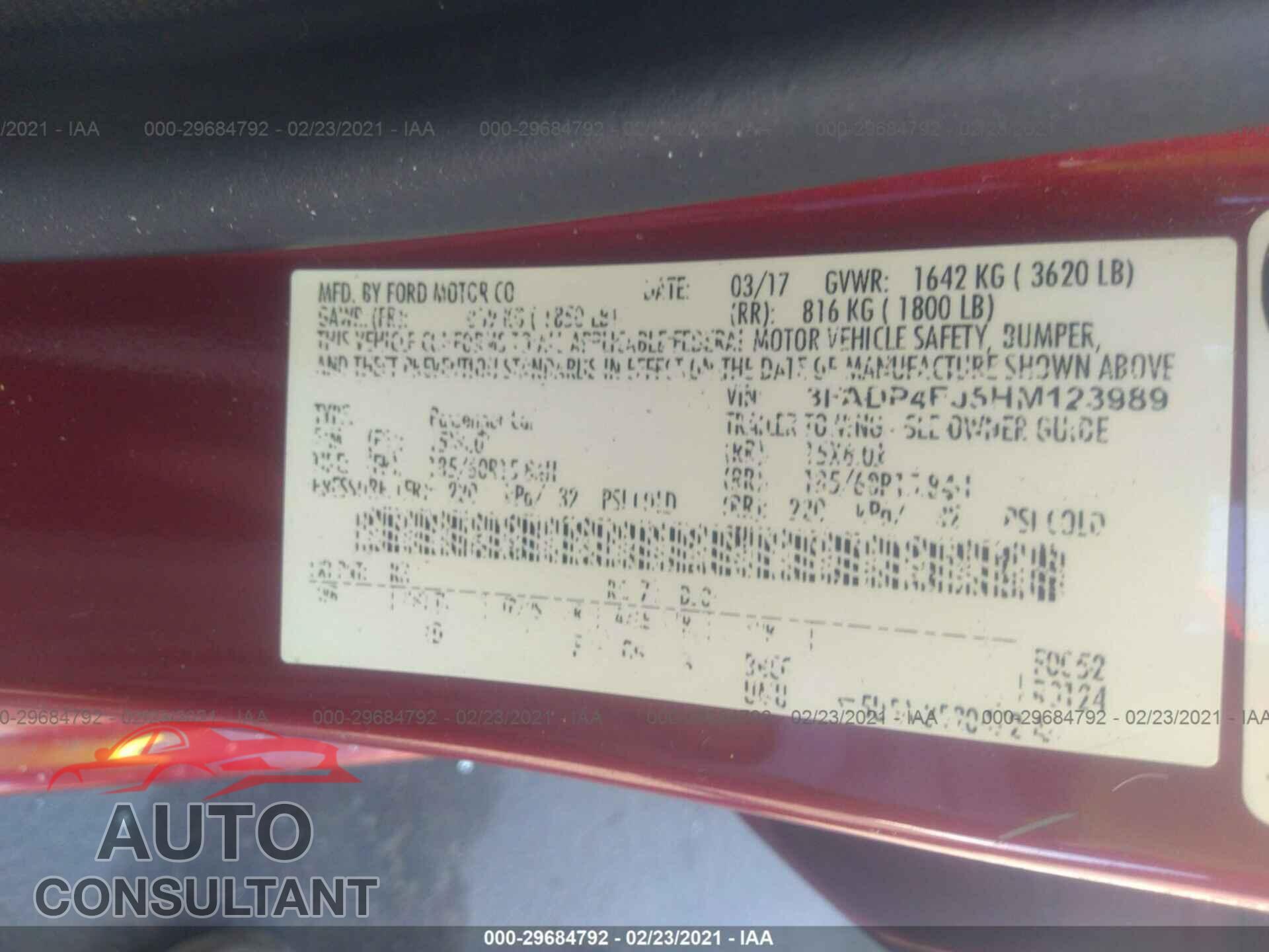 FORD FIESTA 2017 - 3FADP4EJ5HM123989
