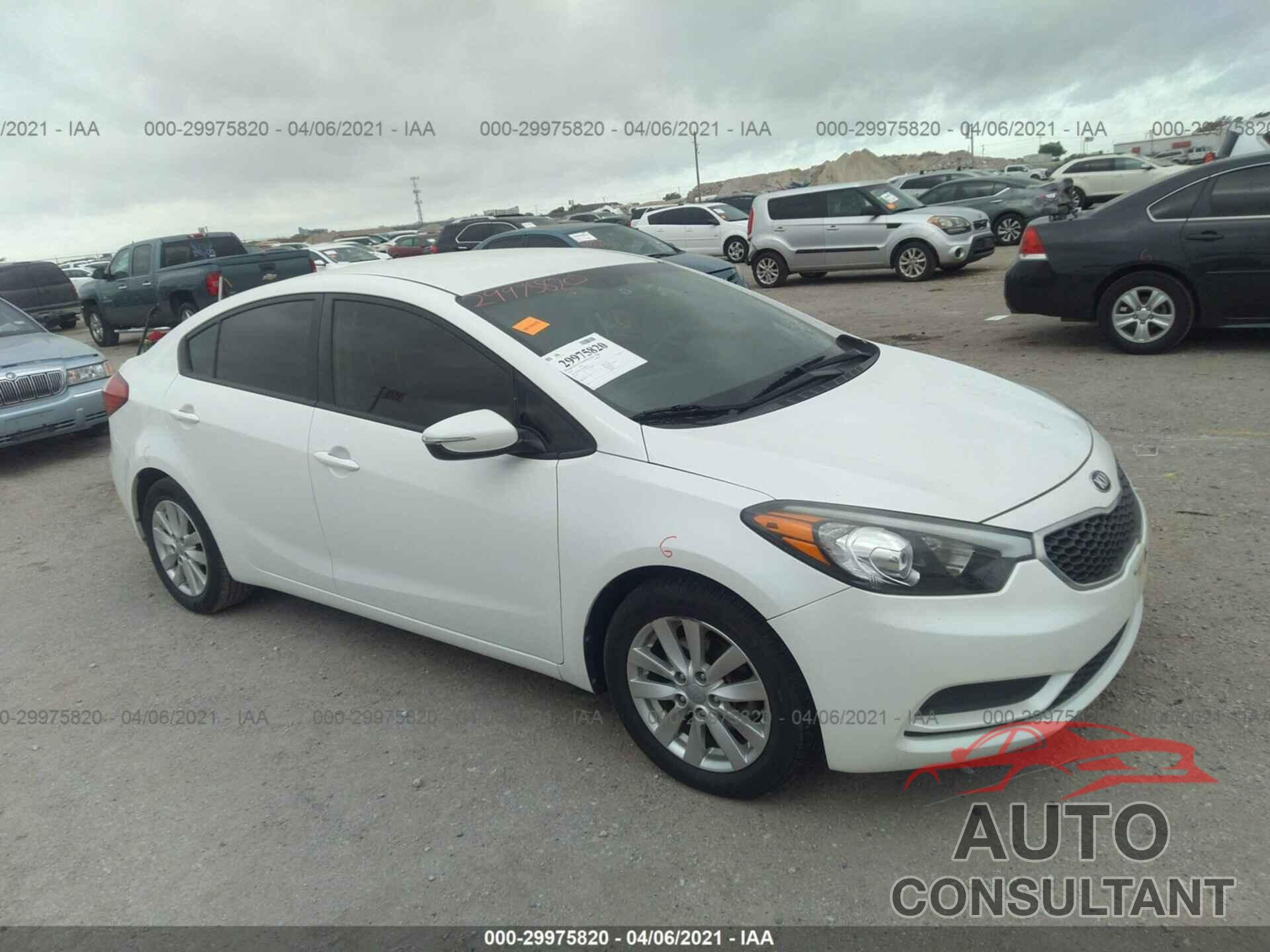 KIA FORTE 2016 - KNAFX4A61G5478373