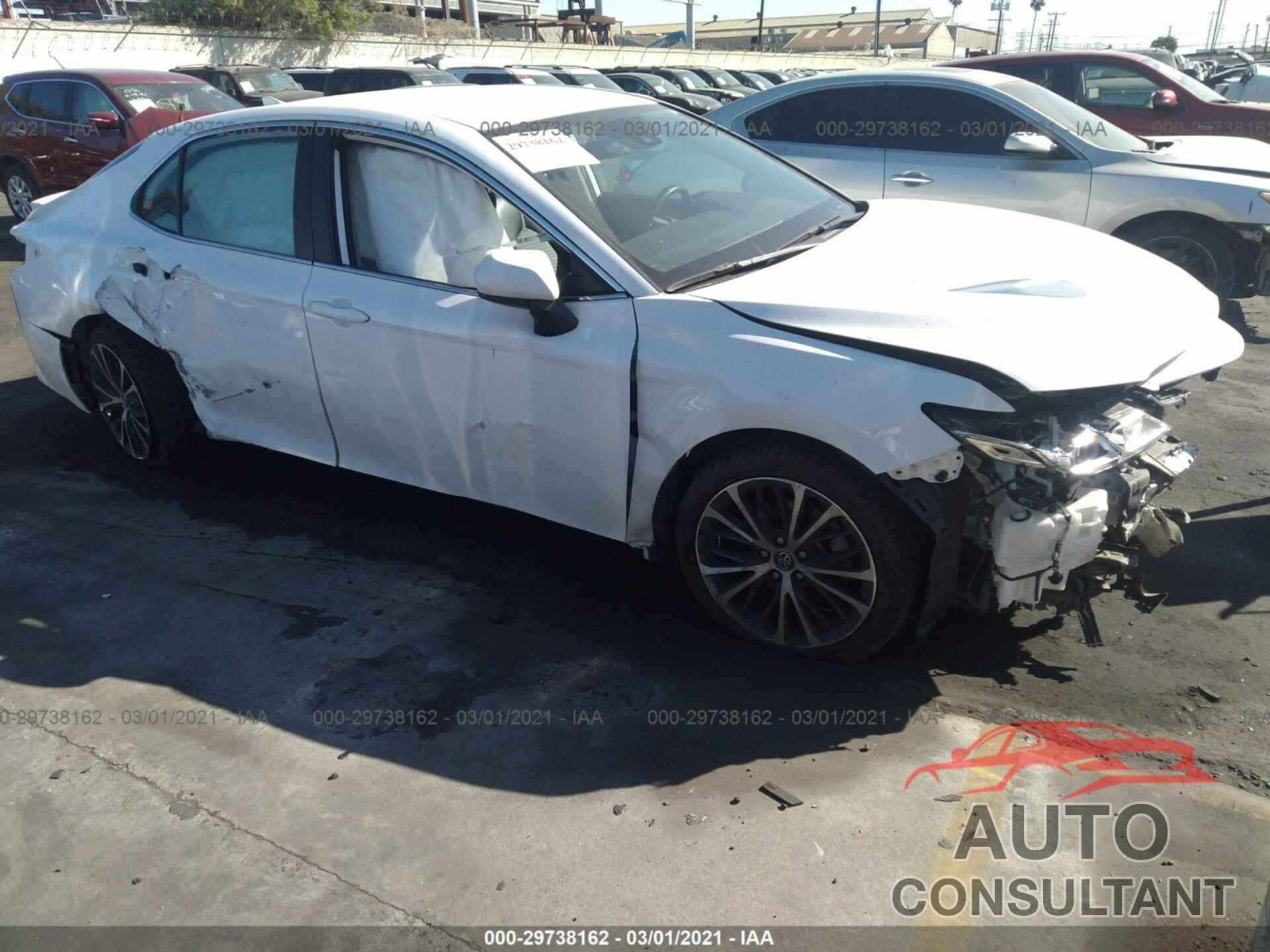 TOYOTA CAMRY 2020 - 4T1G11AKXLU312532