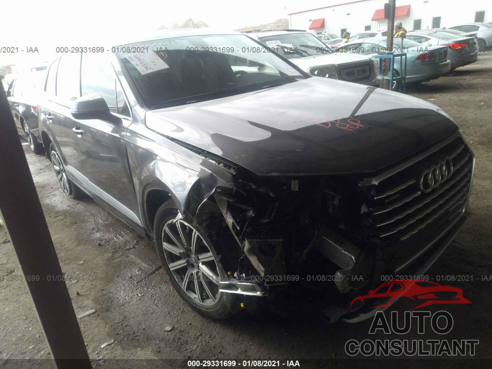 AUDI Q7 2019 - WA1LAAF78KD037680