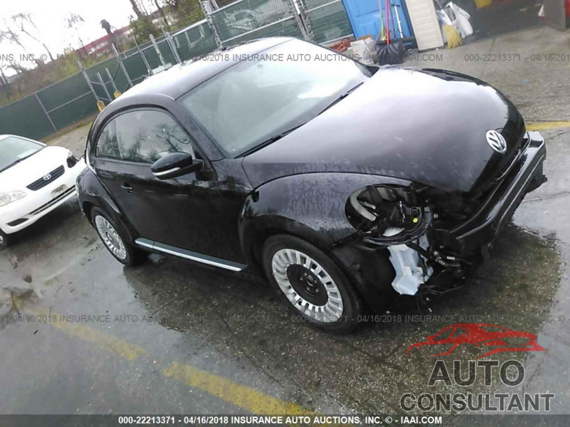 Volkswagen Beetle 2014 - 3VWJP7AT3EM630176
