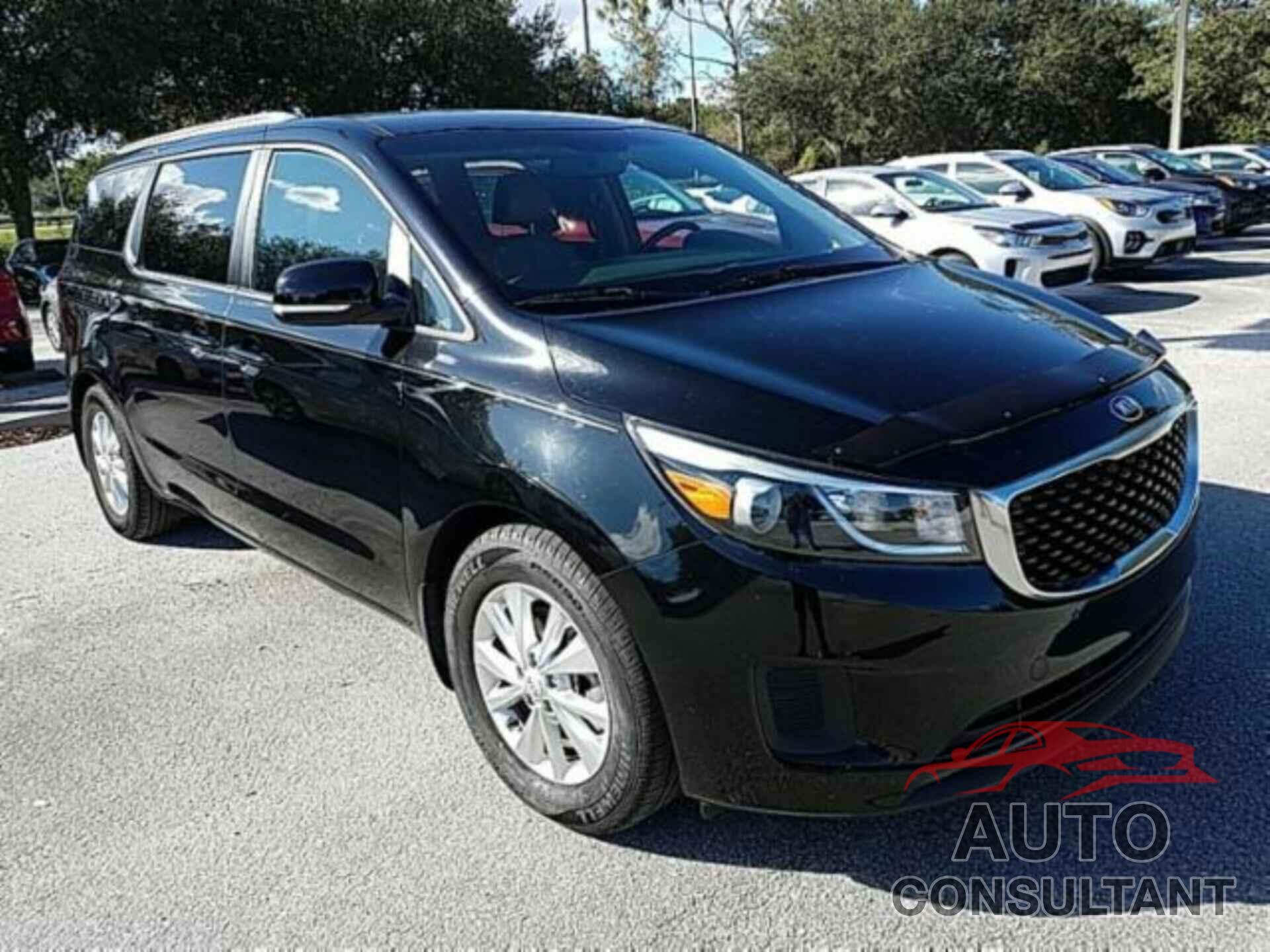 KIA SEDONA 2017 - KNDMB5C14H6327927