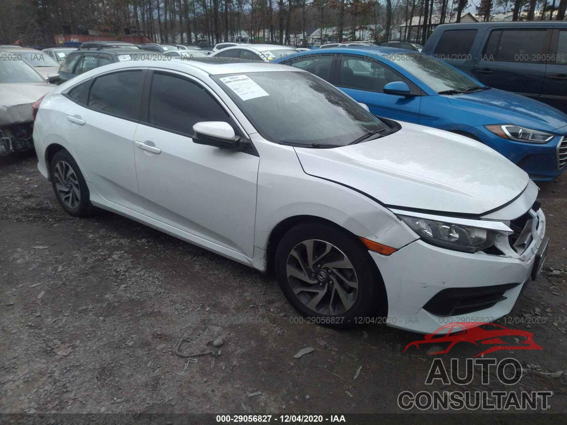 HONDA CIVIC SEDAN 2018 - 19XFC2F77JE037136