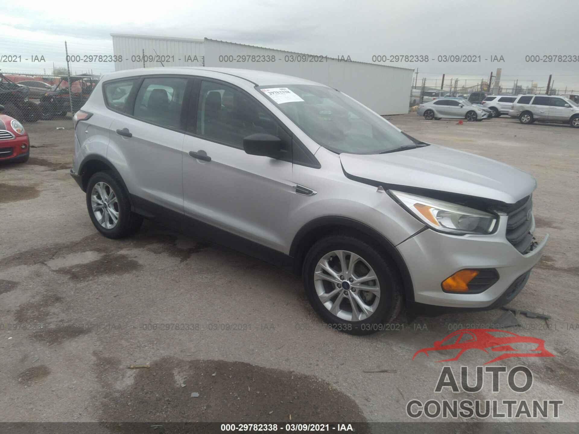 FORD ESCAPE 2017 - 1FMCU0F7XHUD42707