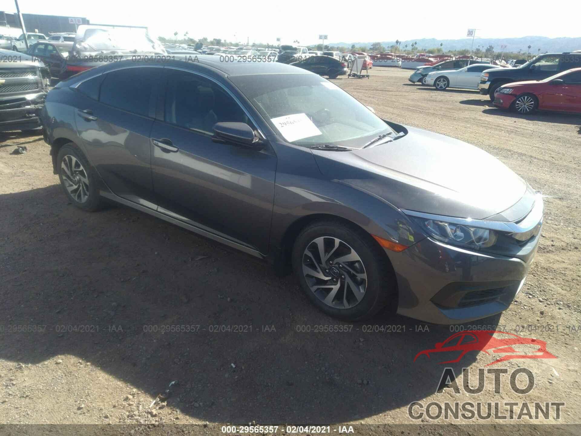 HONDA CIVIC SEDAN 2018 - 19XFC2F72JE011415