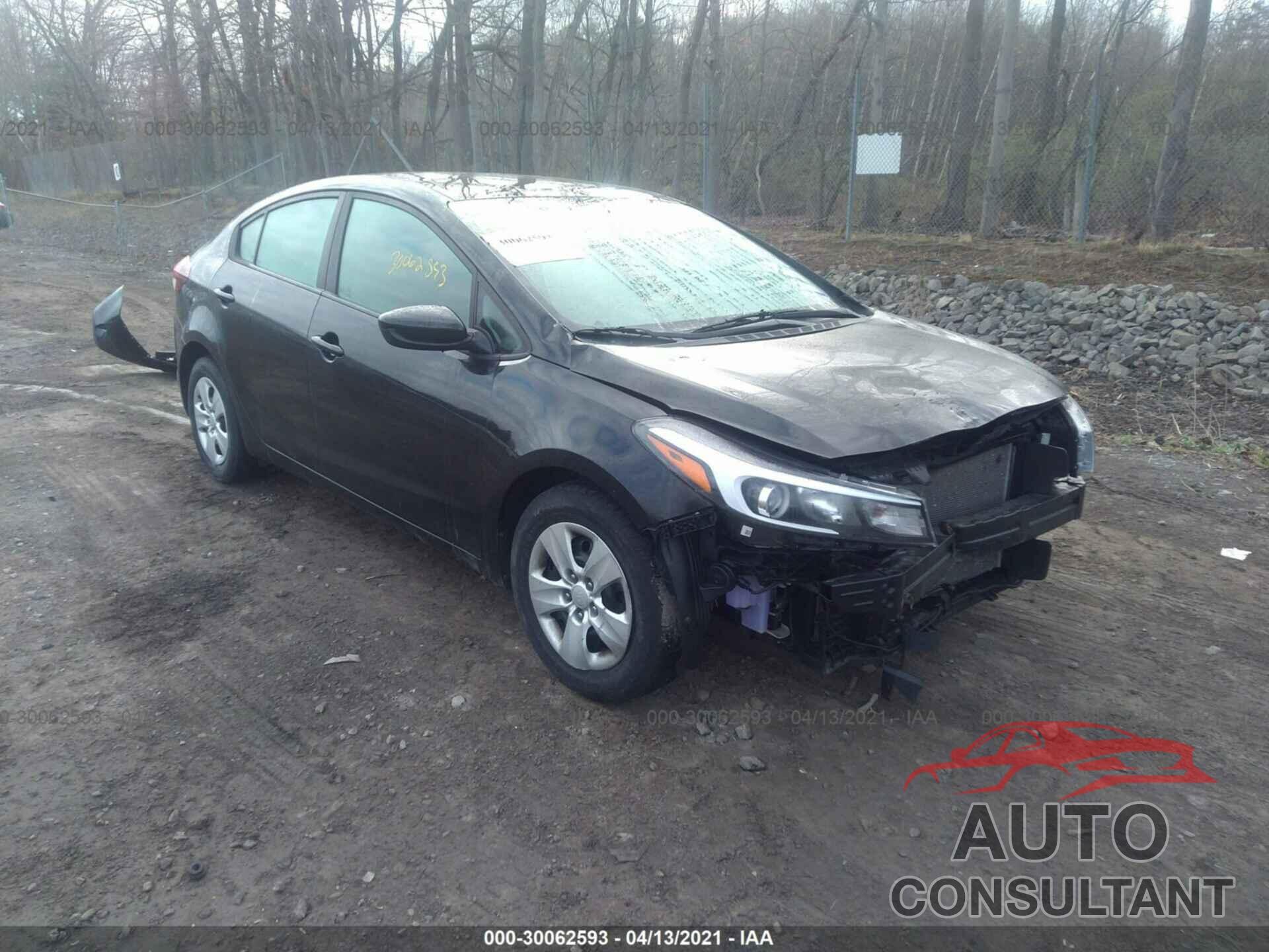 KIA FORTE 2017 - 3KPFK4A76HE084335