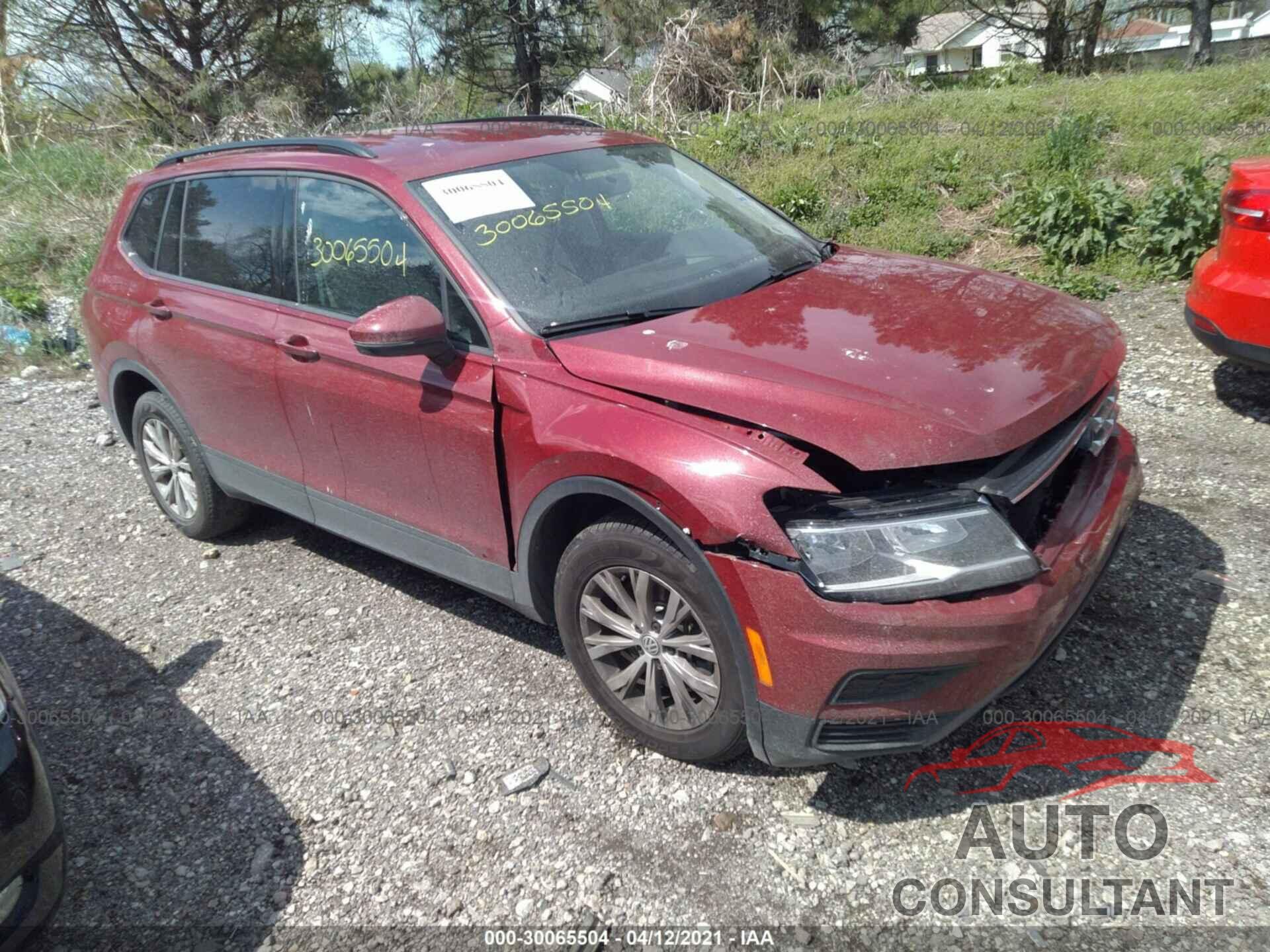 VOLKSWAGEN TIGUAN 2018 - 3VV0B7AX4JM067117