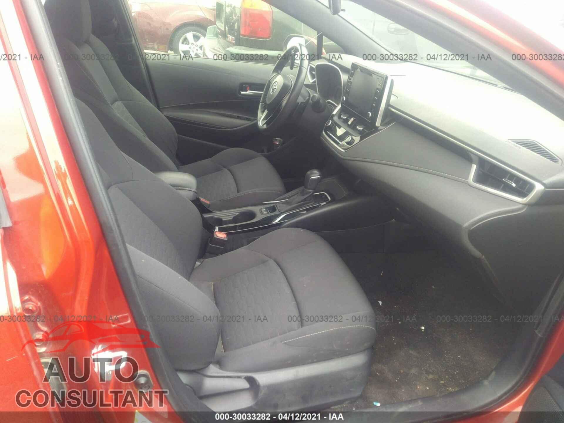 TOYOTA COROLLA HATCHBACK 2019 - JTNK4RBE2K3045724