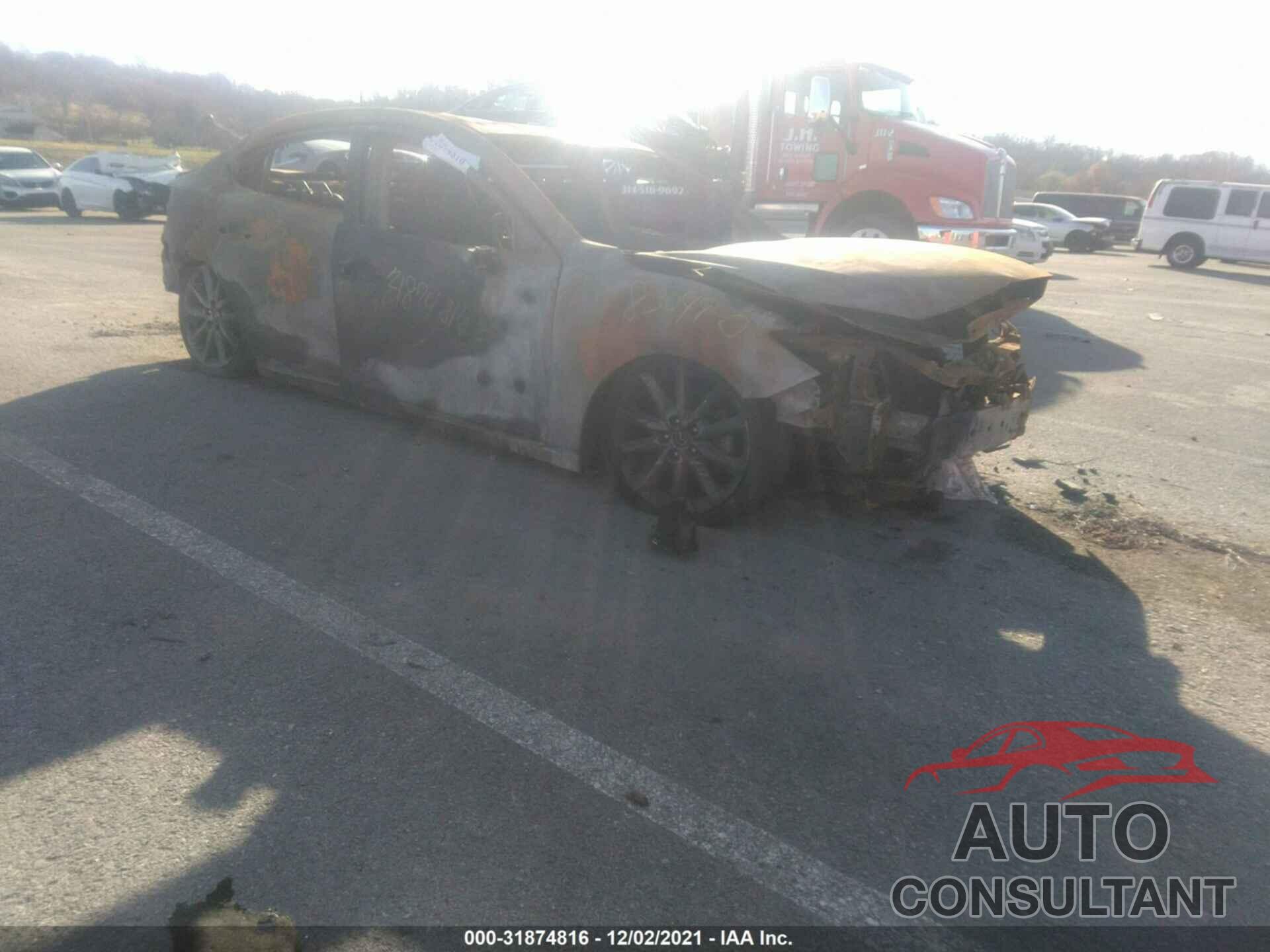 MAZDA MAZDA3 4-DOOR 2018 - 3MZBN1W32JM203856